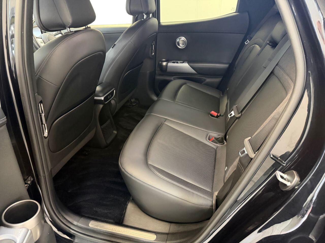 Genesis GV60 view 47