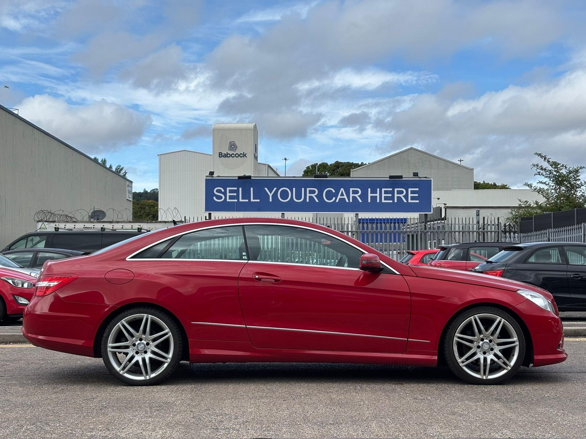 Mercedes-Benz E-Class view 12