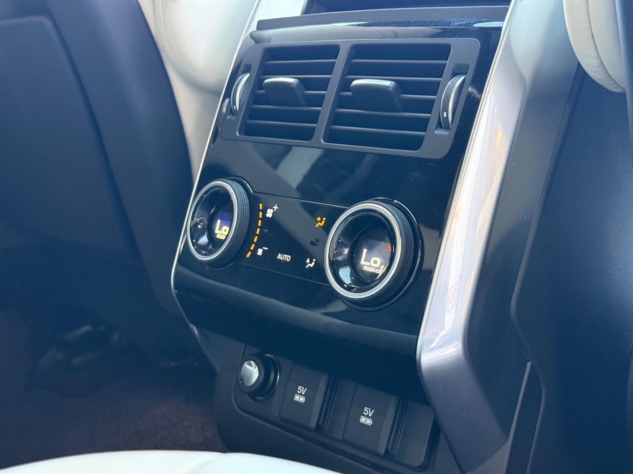 Land Rover Range Rover Sport view 28