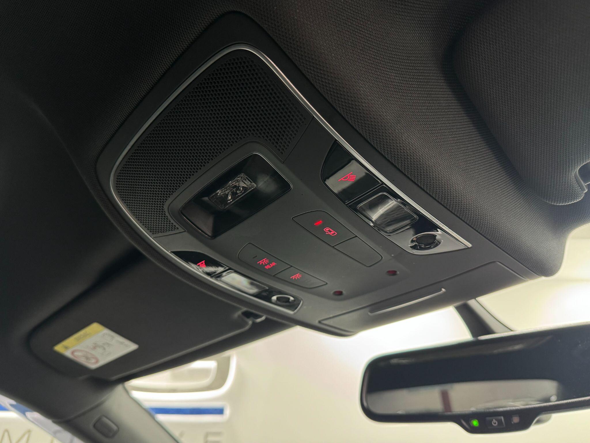 Audi A6 view 35