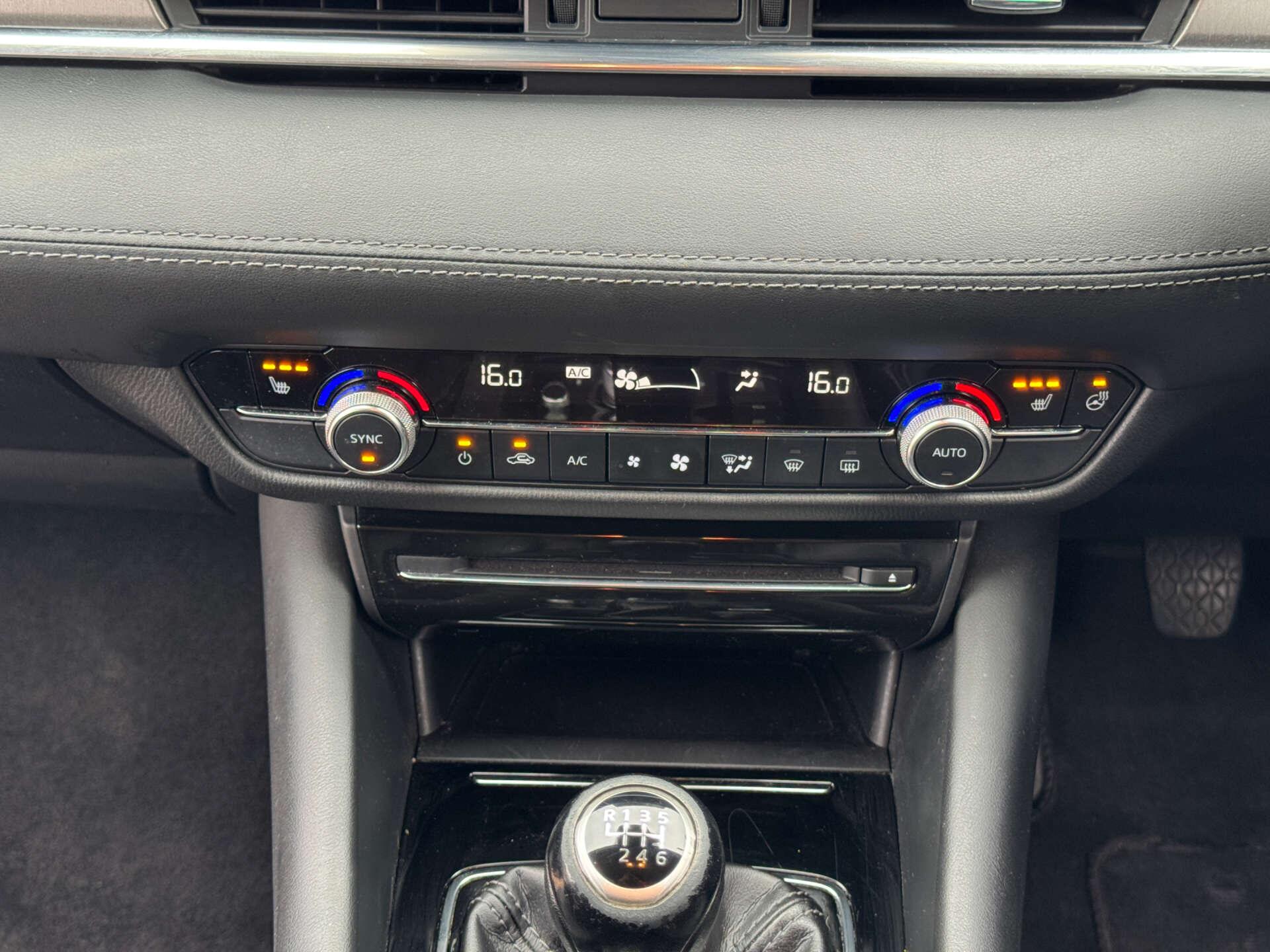 Mazda Mazda6 view 26