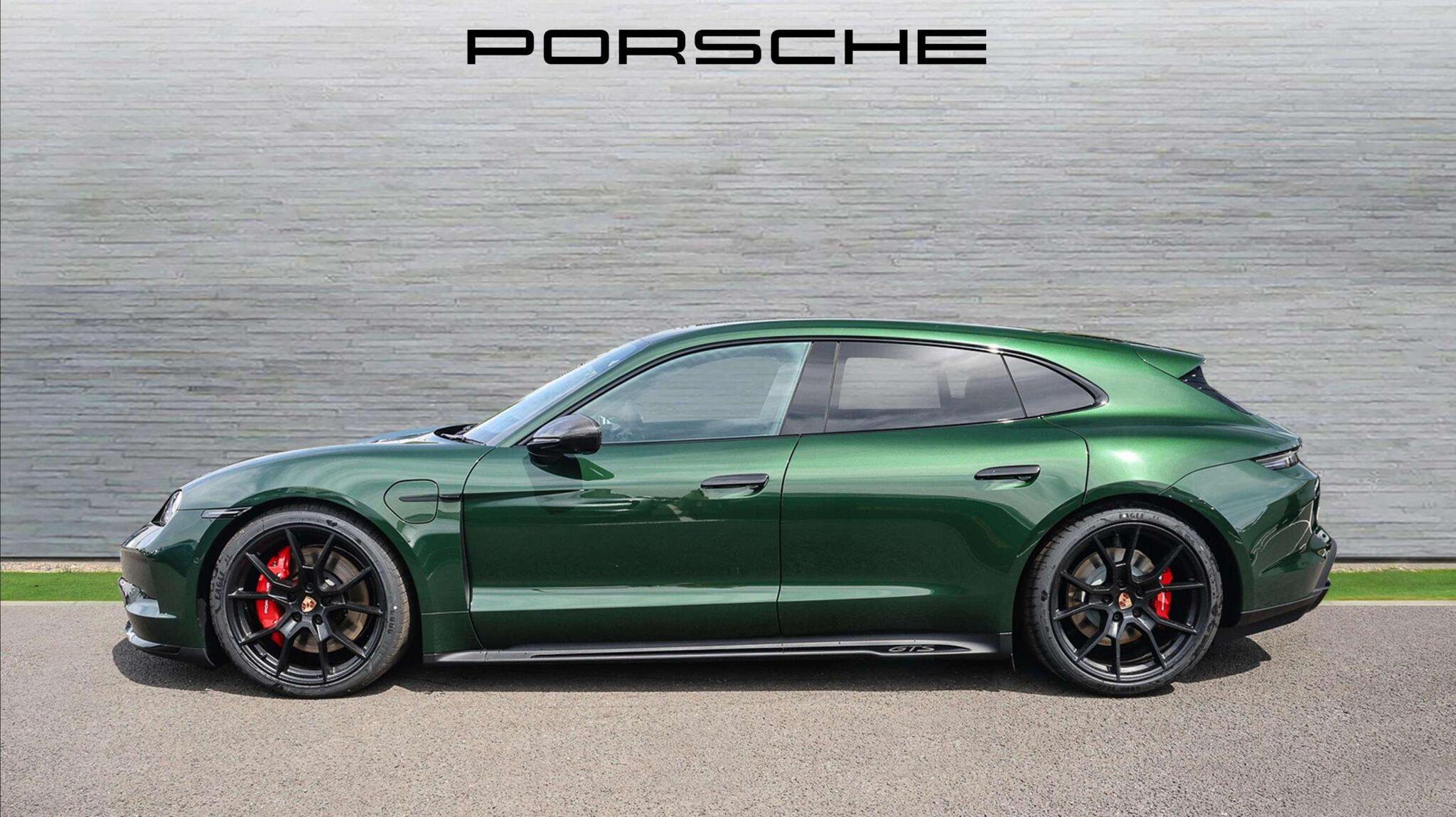 Porsche Taycan view 9