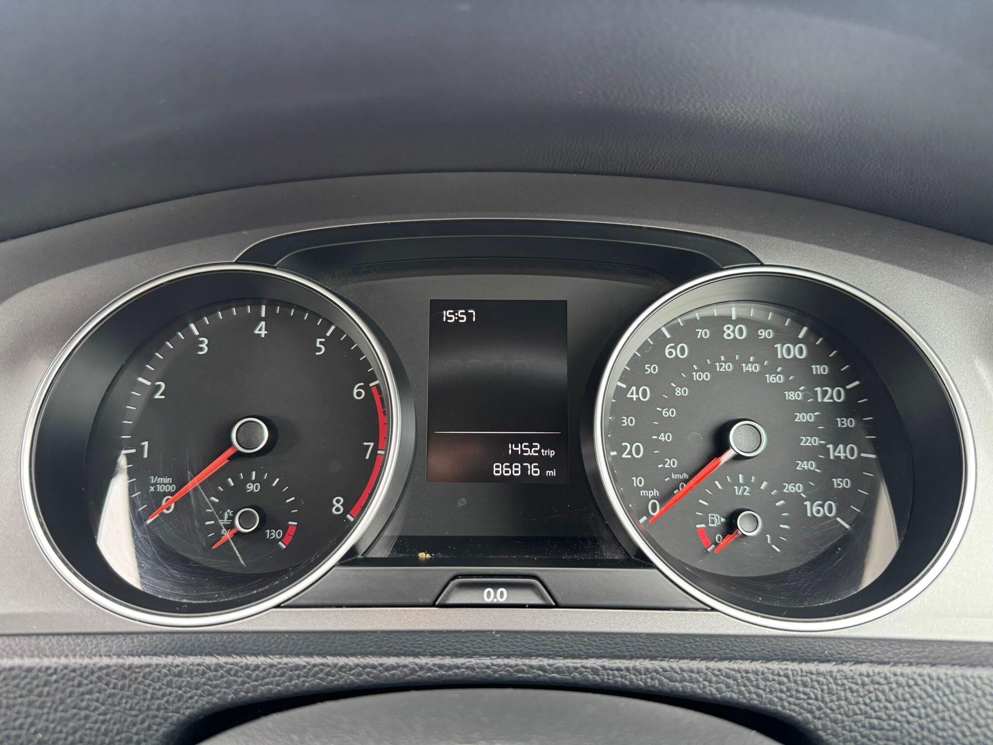2013 Volkswagen Golf image 14
