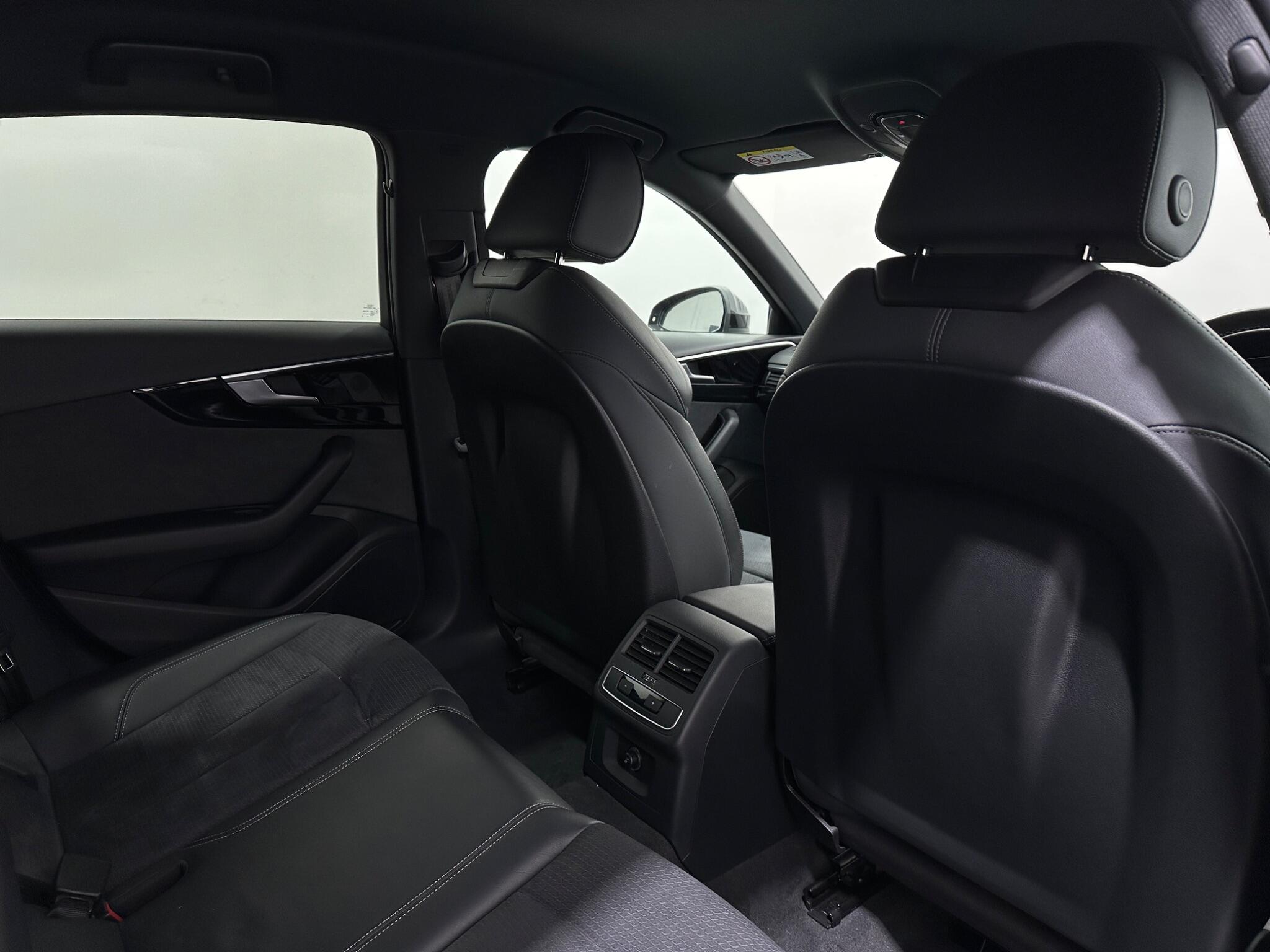 Audi A4 view 41