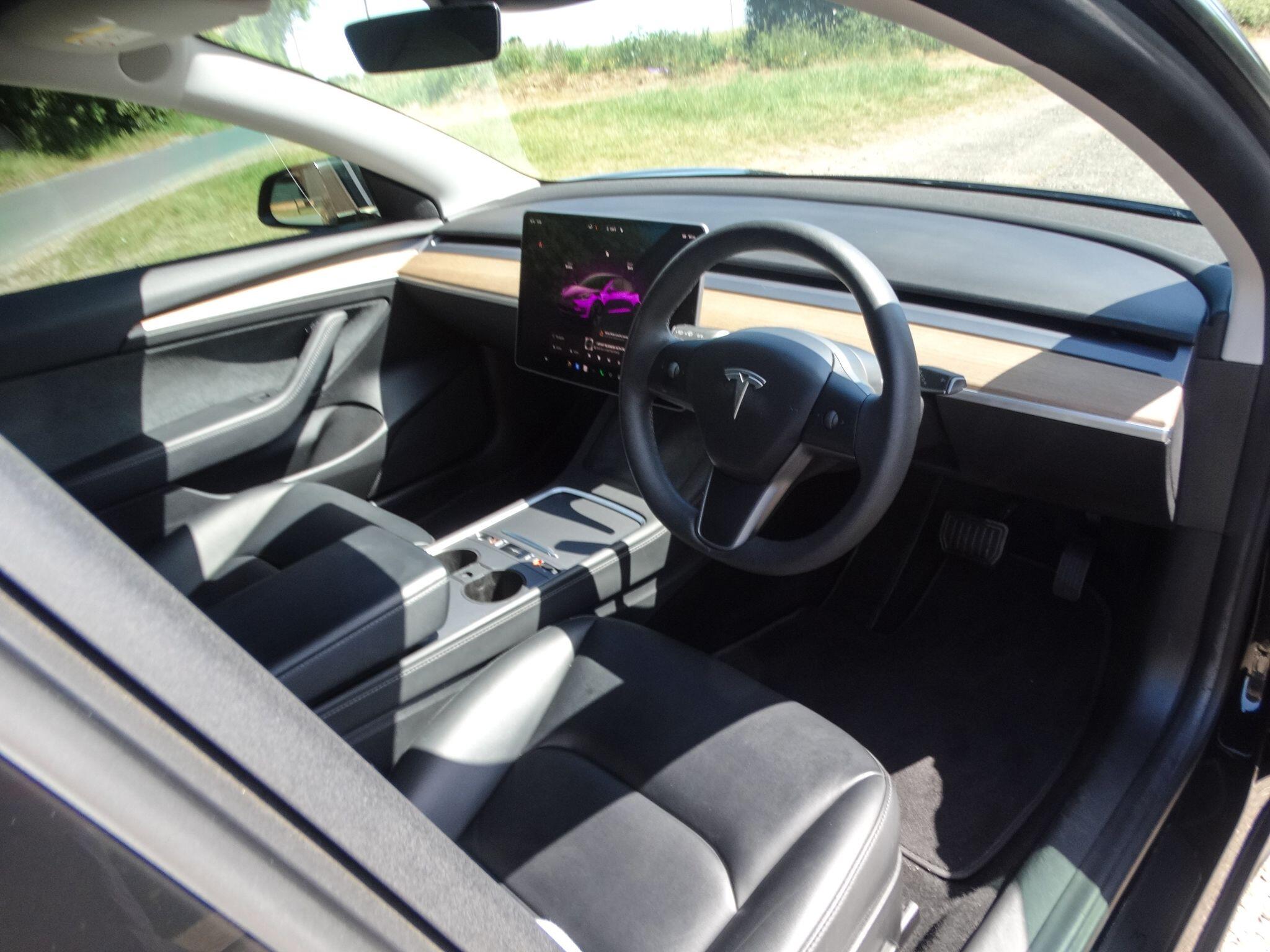 Tesla Model 3 view 18