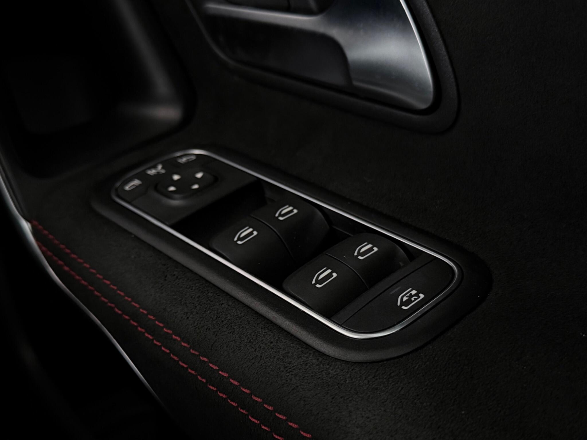 Mercedes-Benz A-Class view 21