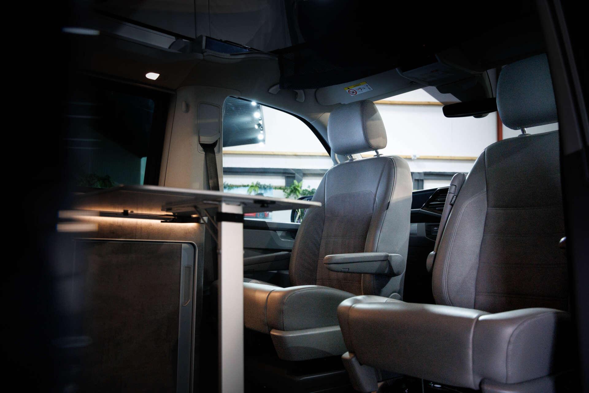 Volkswagen California view 13