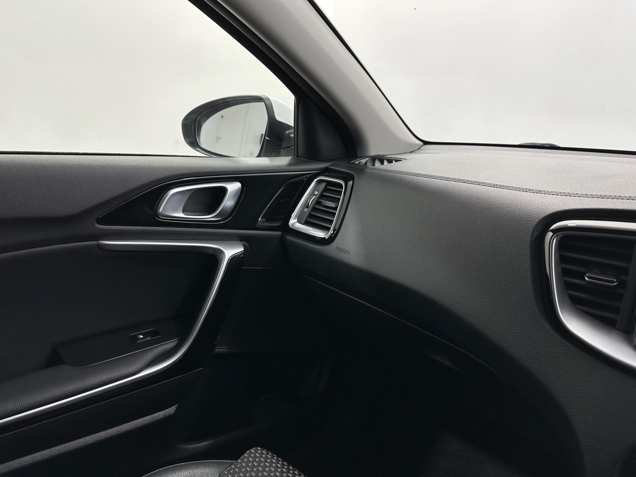 Kia Xceed view 27