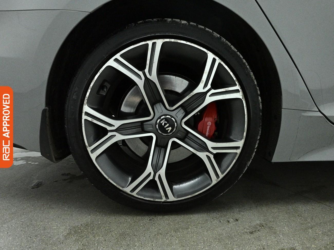 Kia Stinger view 14