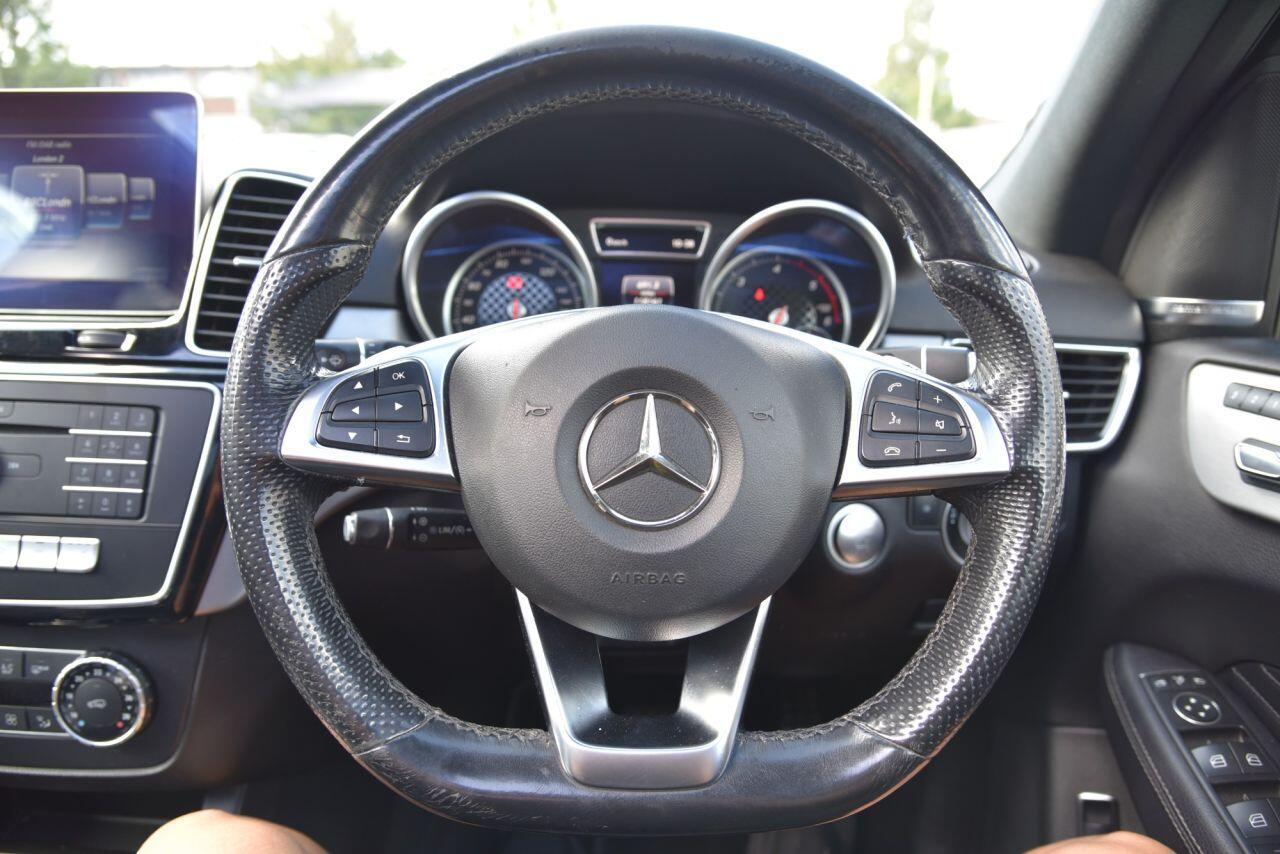 Mercedes-Benz Gle view 29