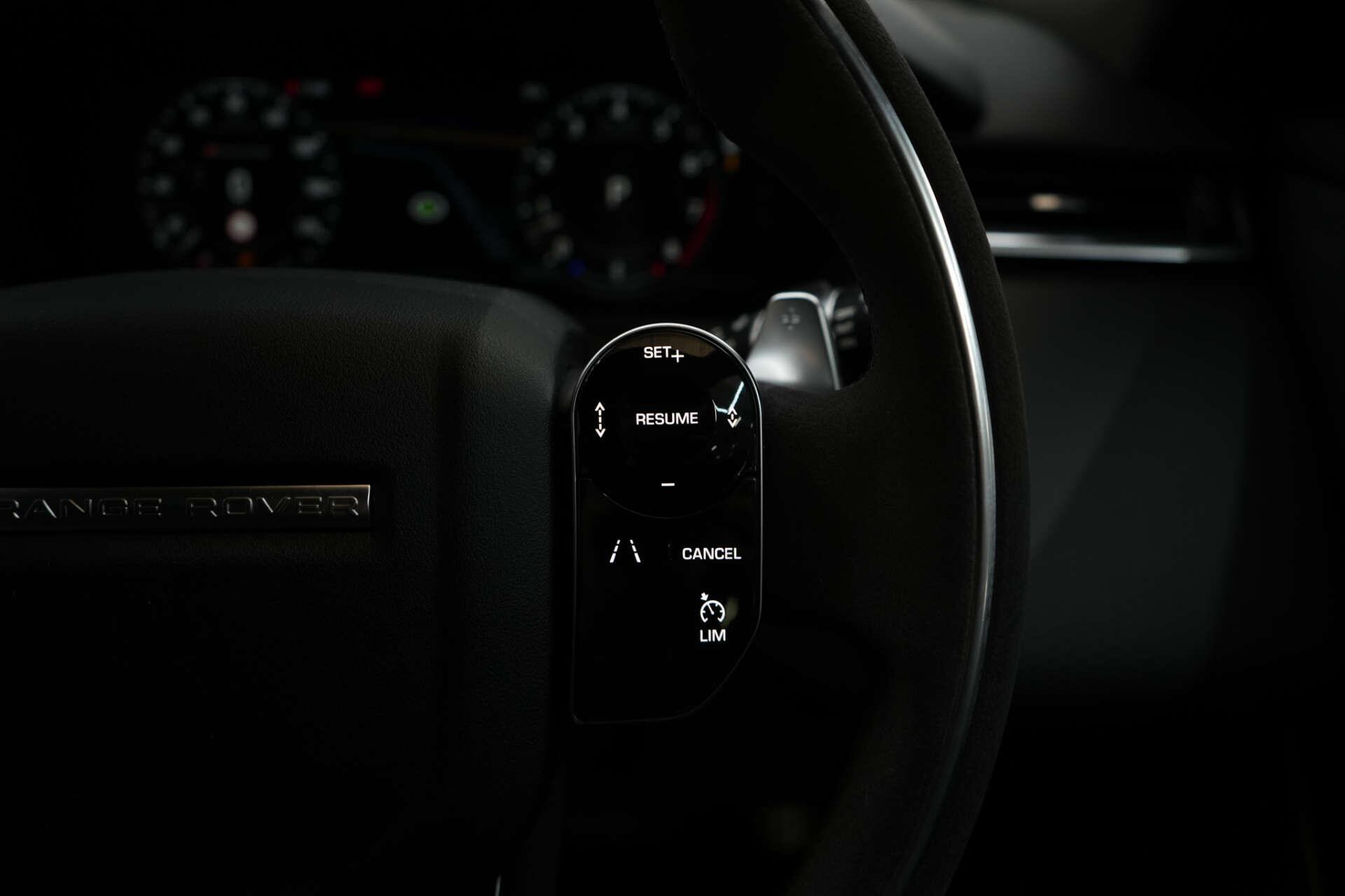 Land Rover Range Rover Velar view 45