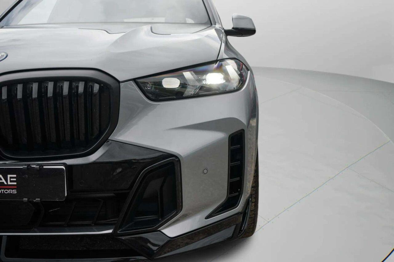 BMW X5 view 12
