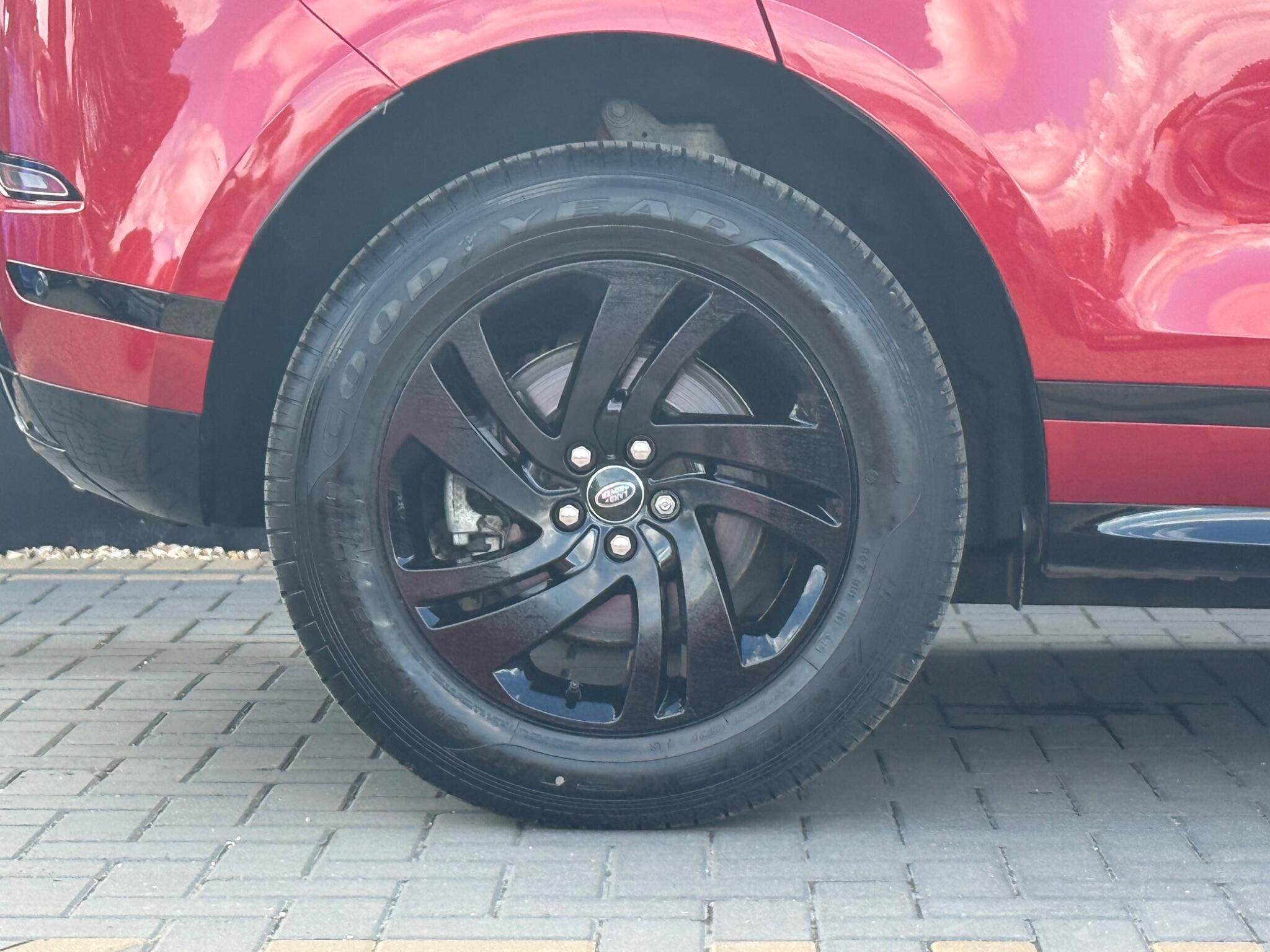 Land Rover Range Rover Evoque view 9
