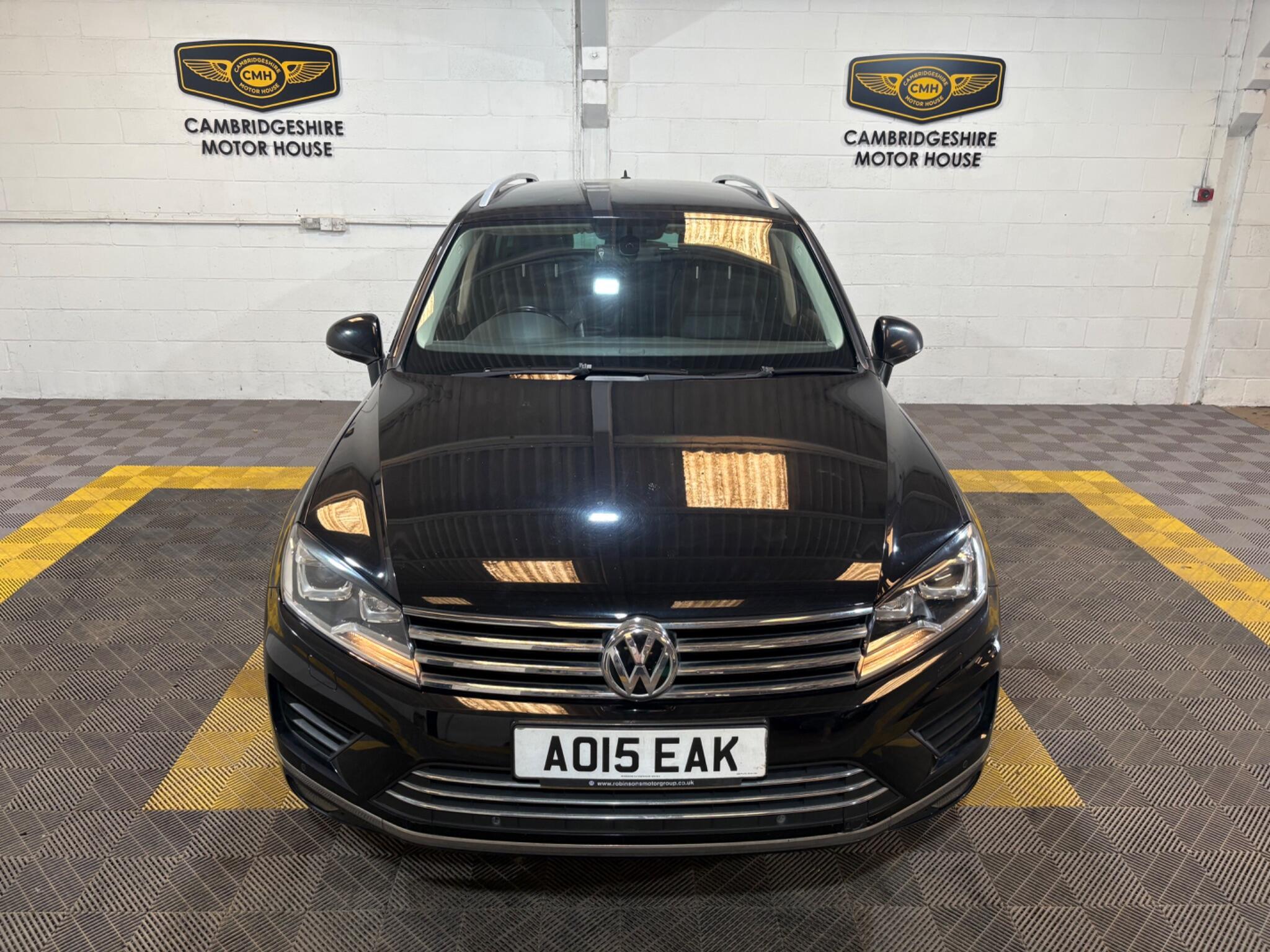 Volkswagen Touareg view 33