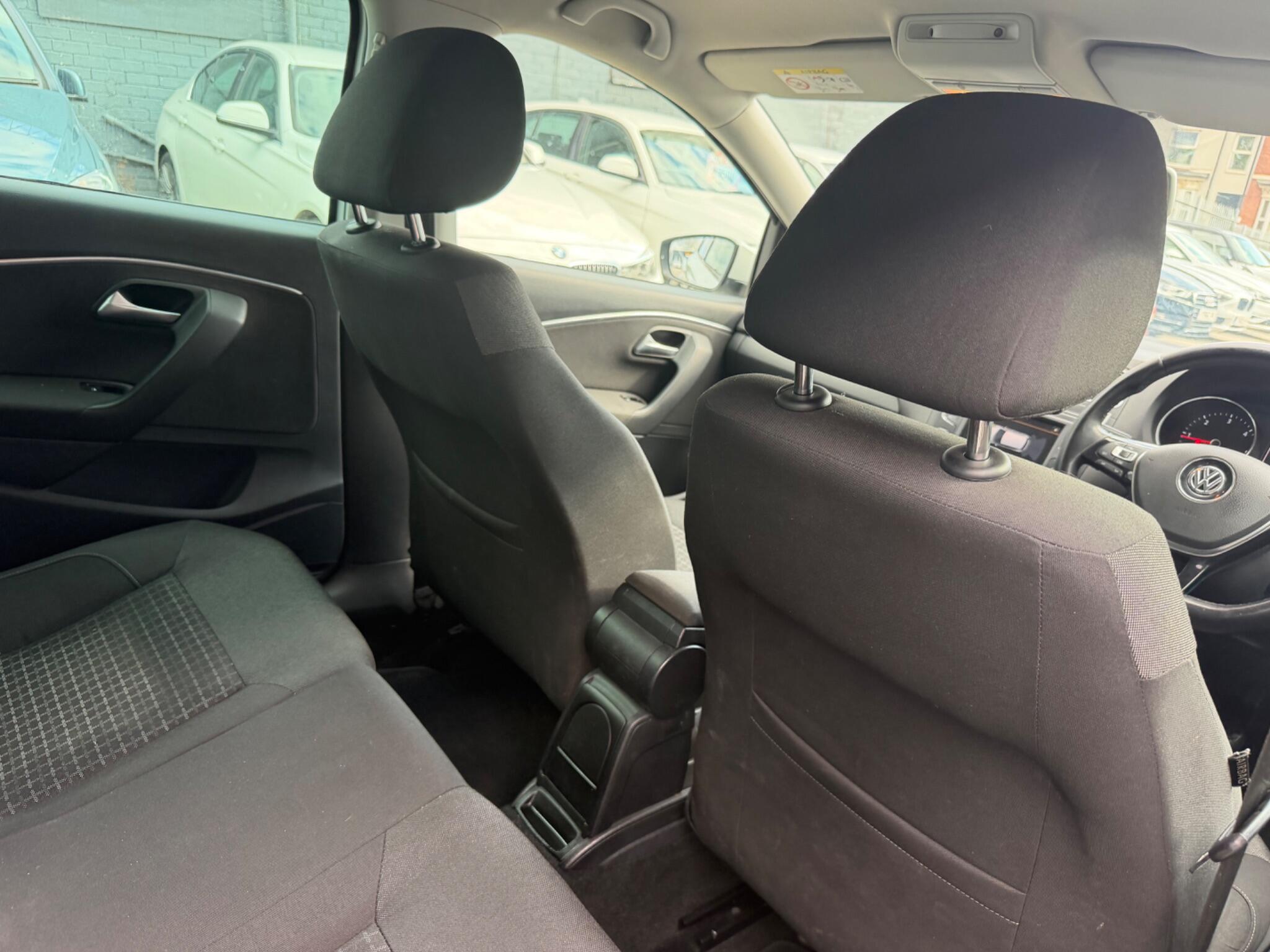Volkswagen Polo view 21