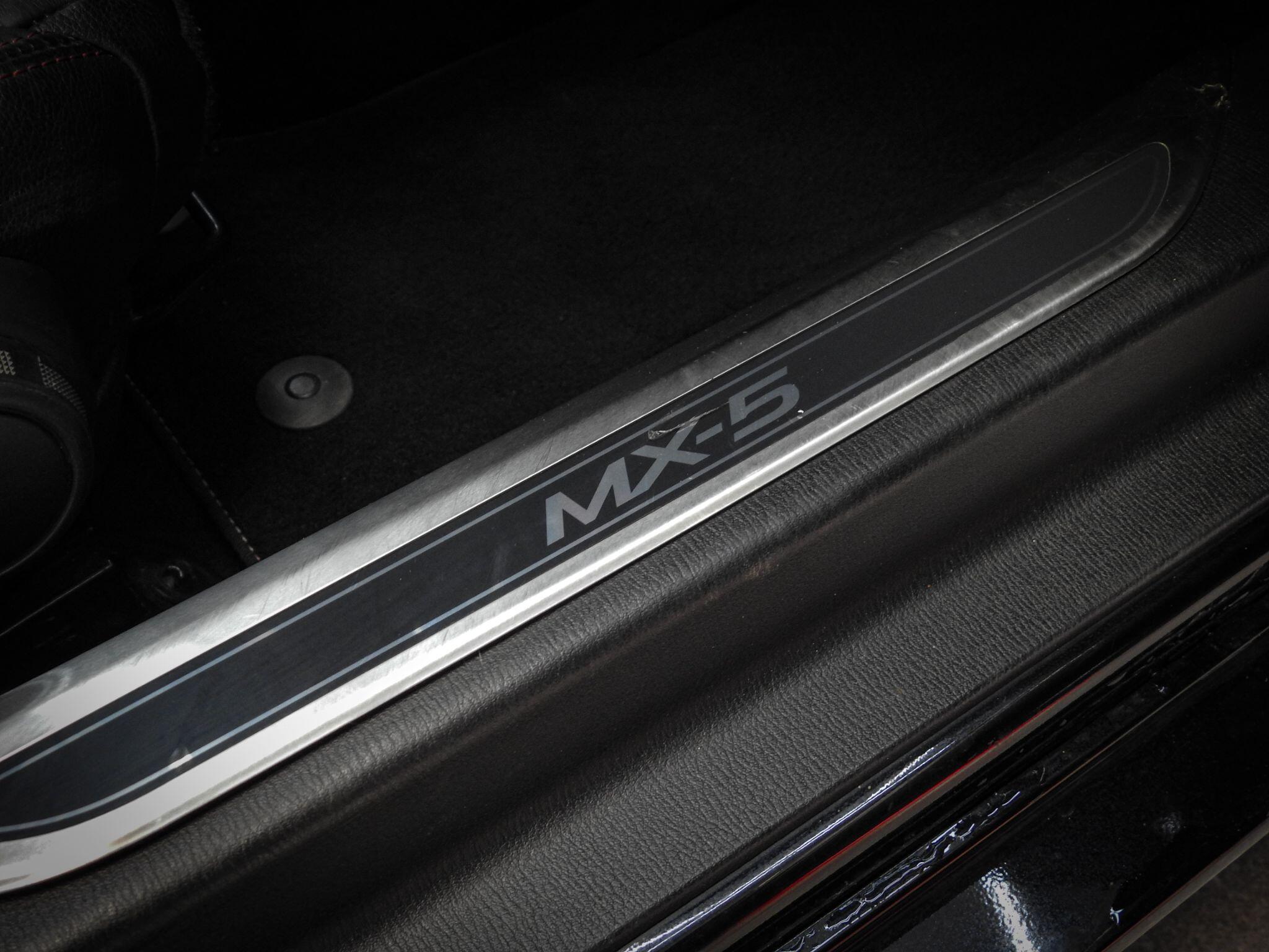 Mazda MX-5 view 37