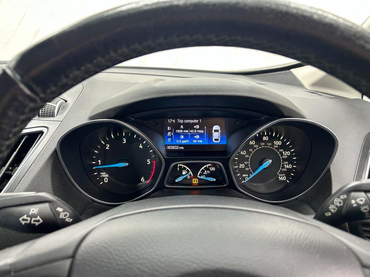 Ford C-Max view 18