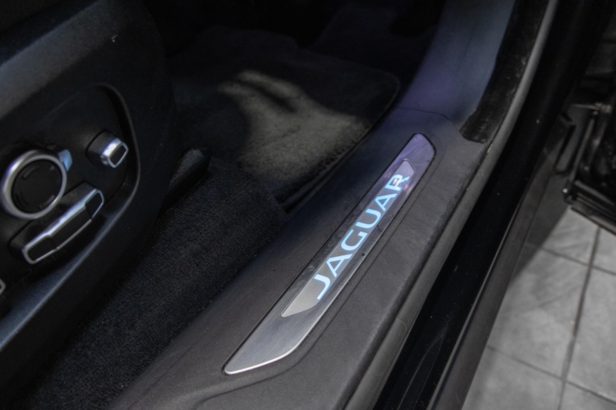 Jaguar F-Pace view 41