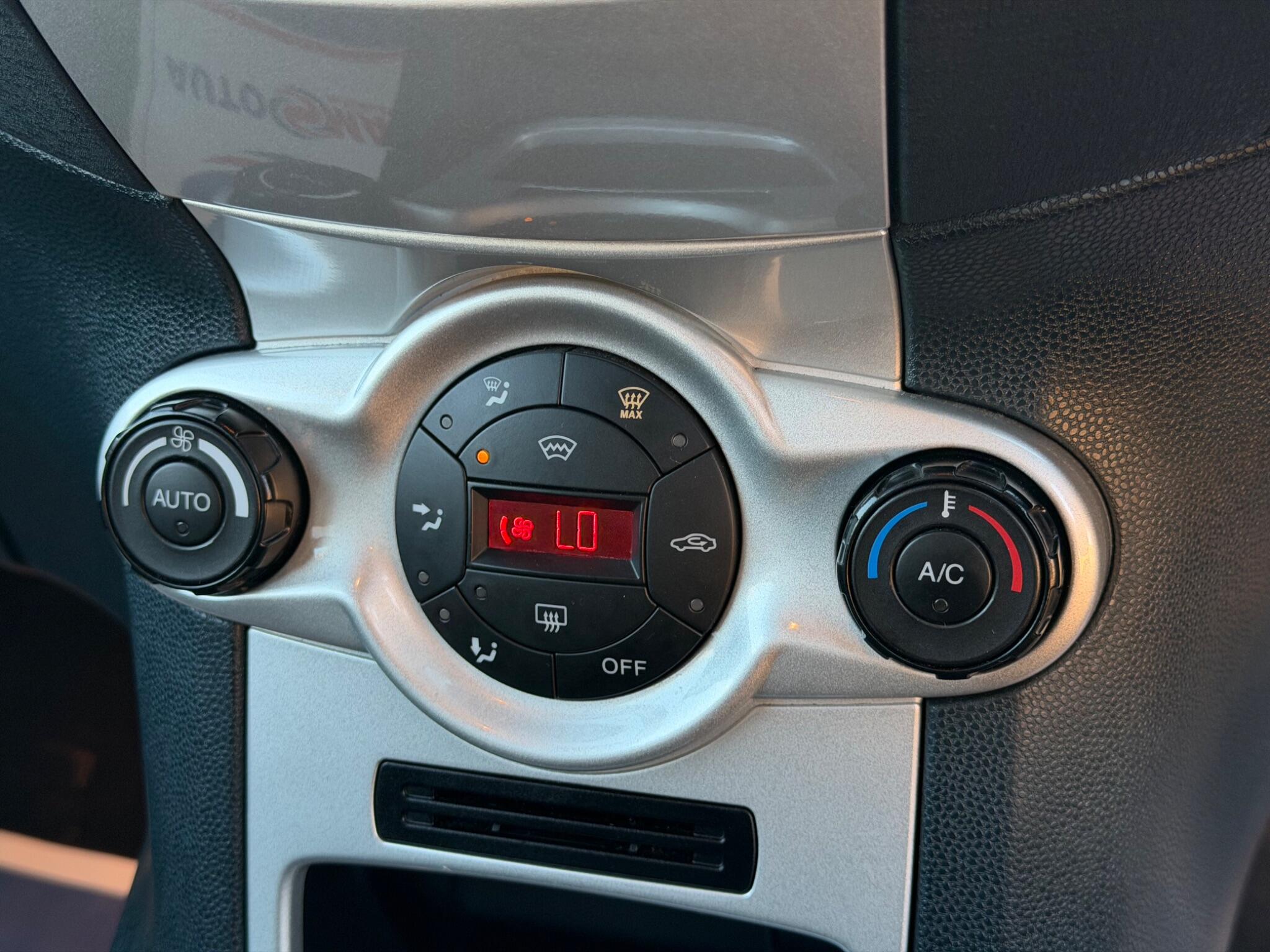 Ford Fiesta view 19
