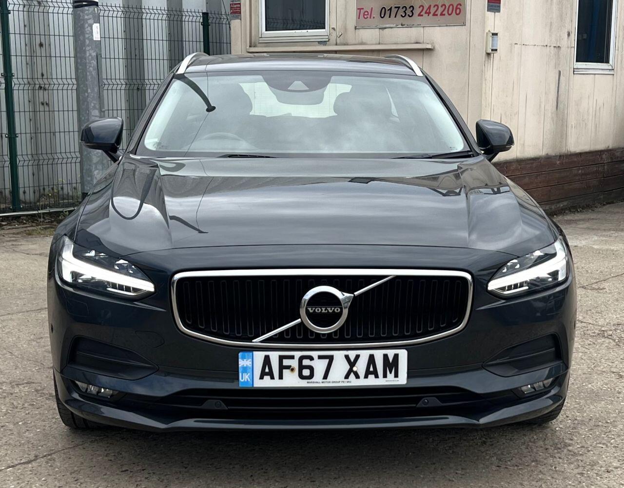 Volvo V90 view 5