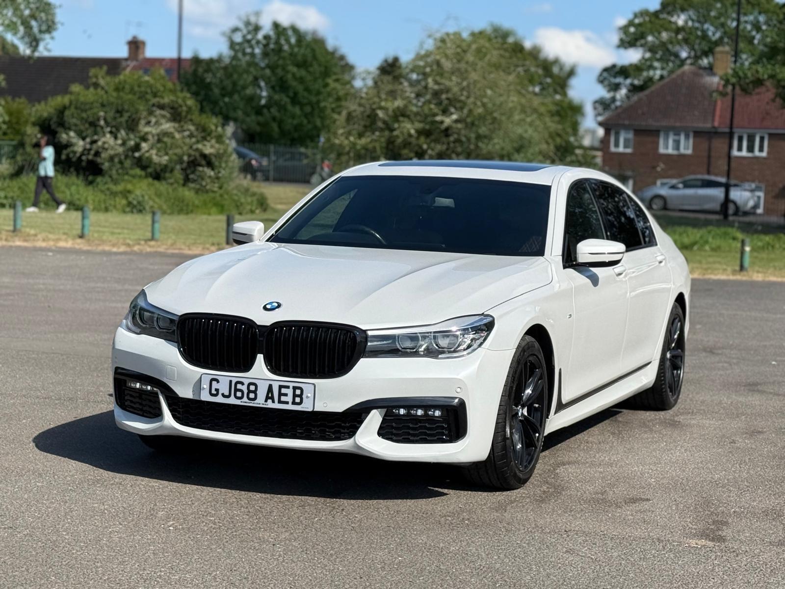 BMW 7 Series view 3