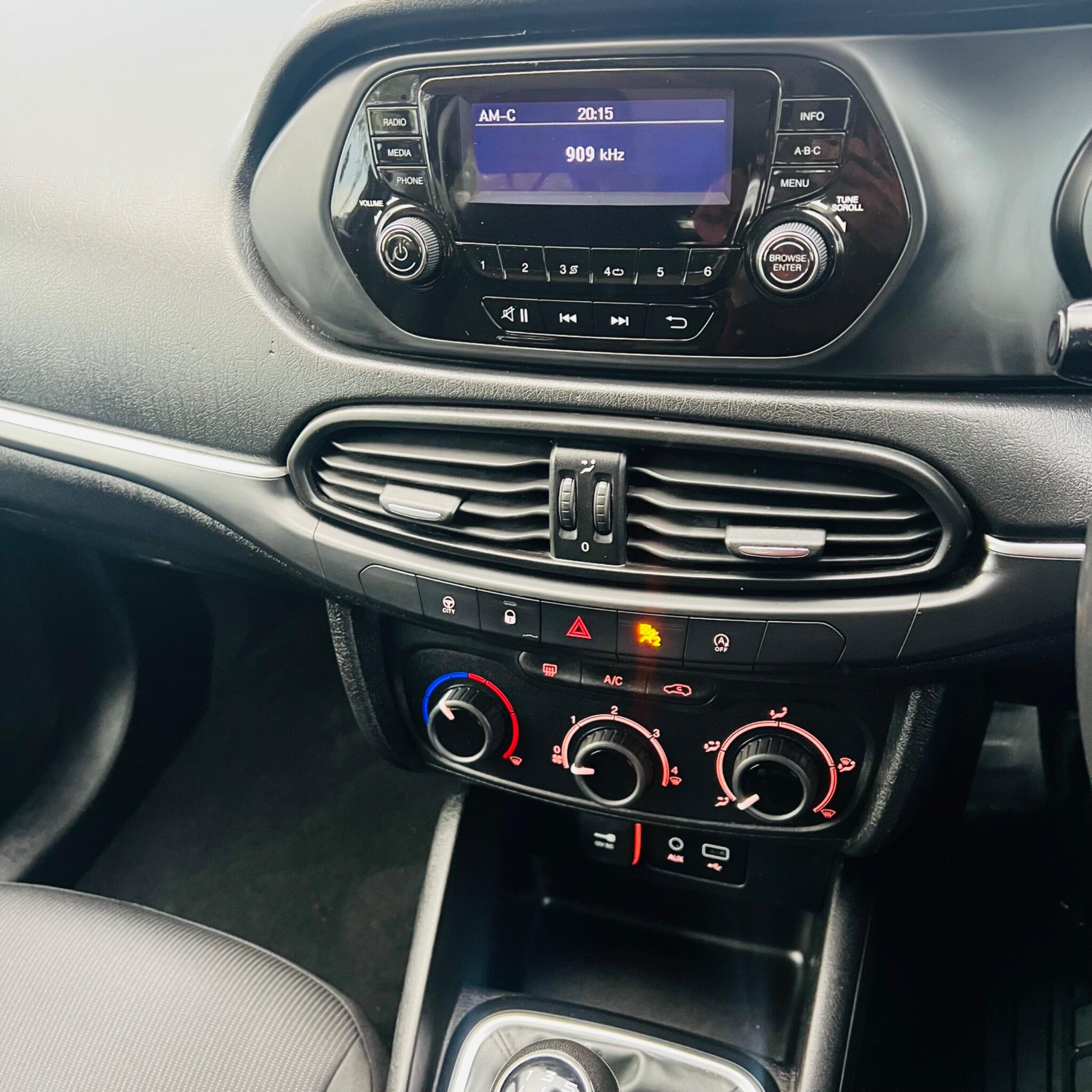 Fiat Tipo view 17