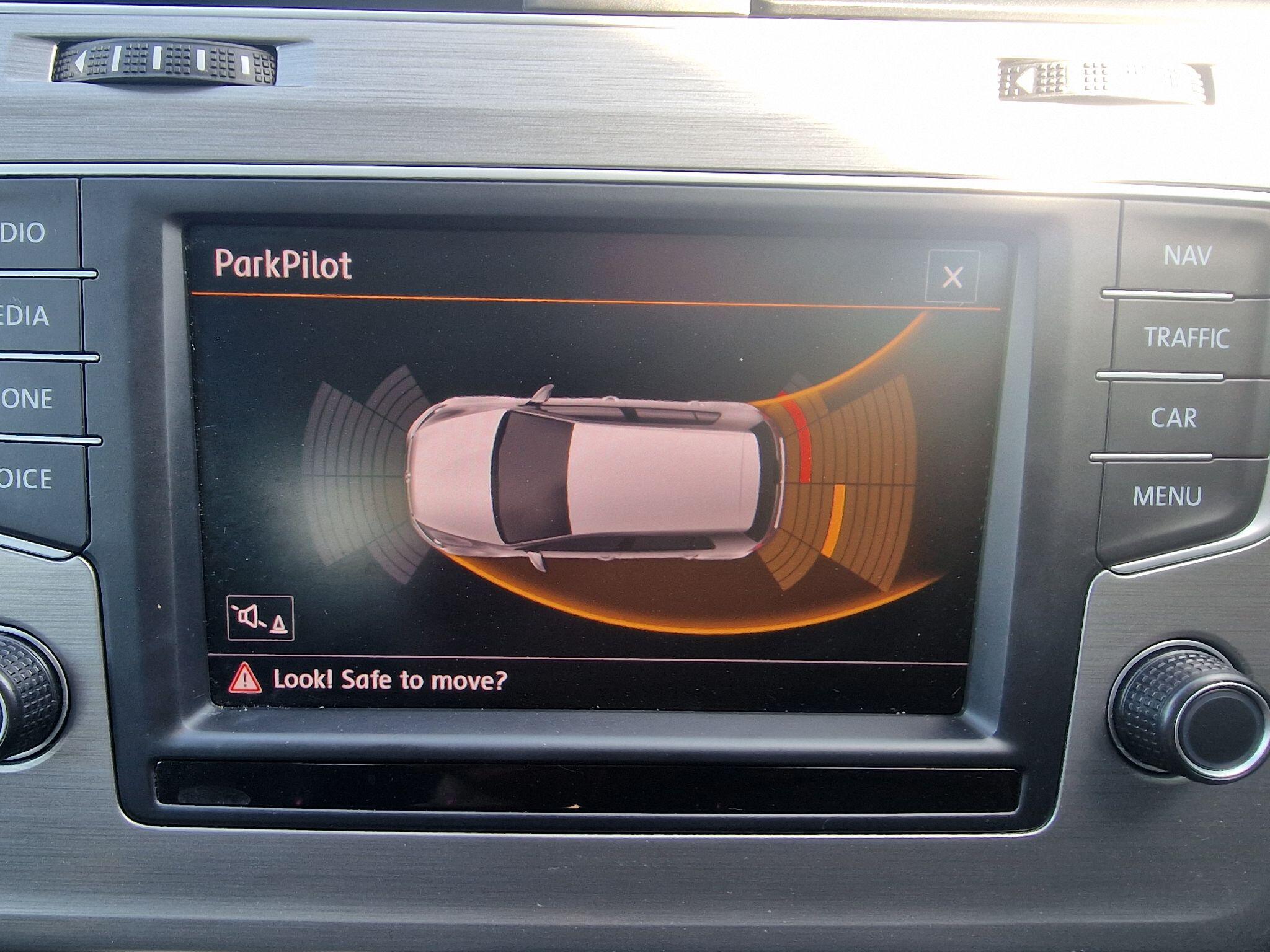 Volkswagen Golf view 42