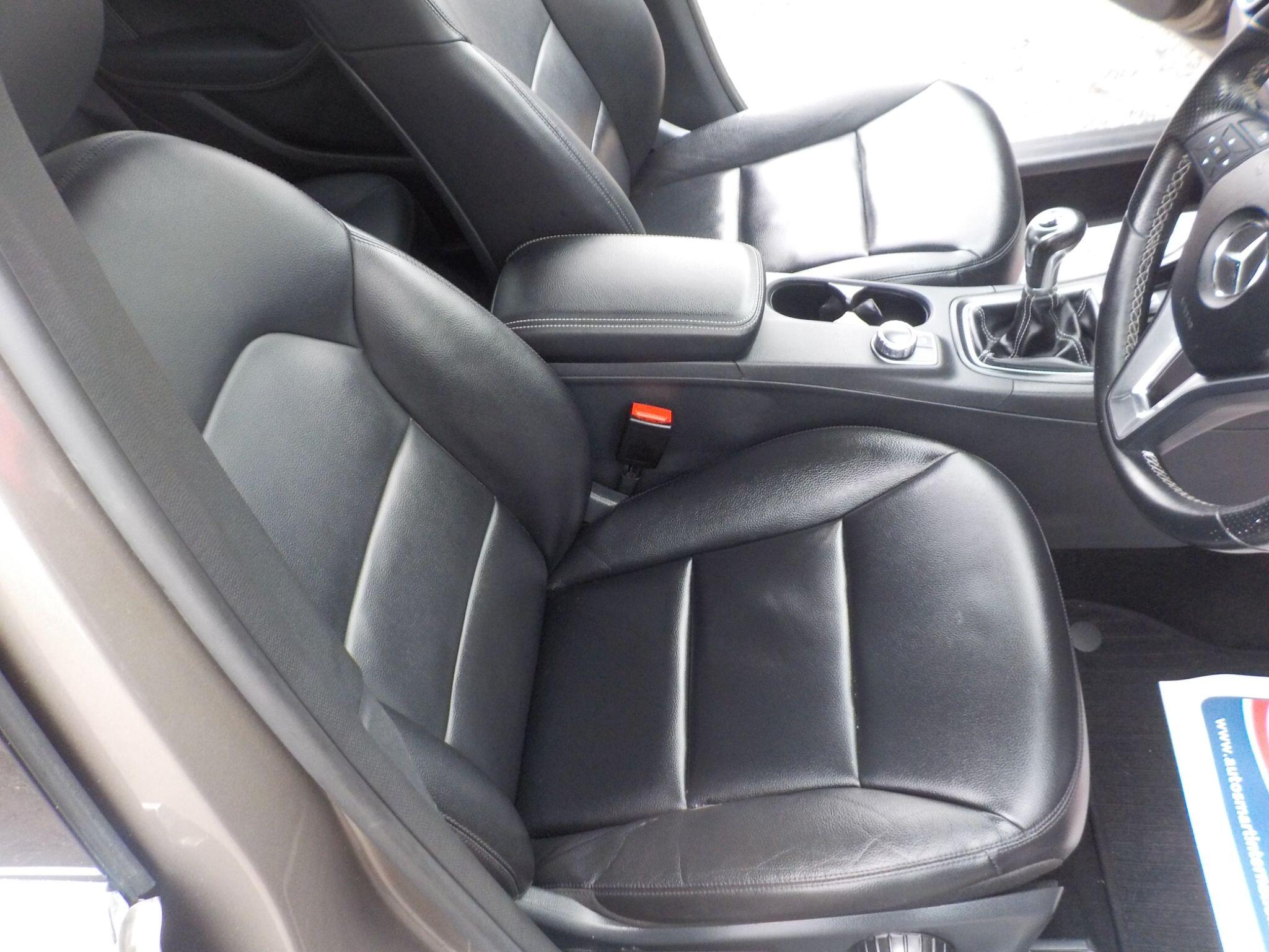 Mercedes-Benz B Class 1.8 B180 CDI BlueEfficiency Sport Euro 5 (s/s) 5dr