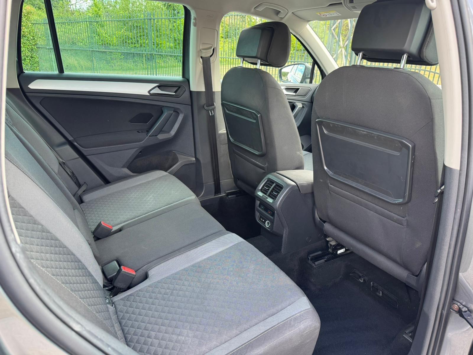 2018 Volkswagen Tiguan 2.0 TDI SE Navigation Euro 6 (s/s) 5dr • 122,000 miles image 25