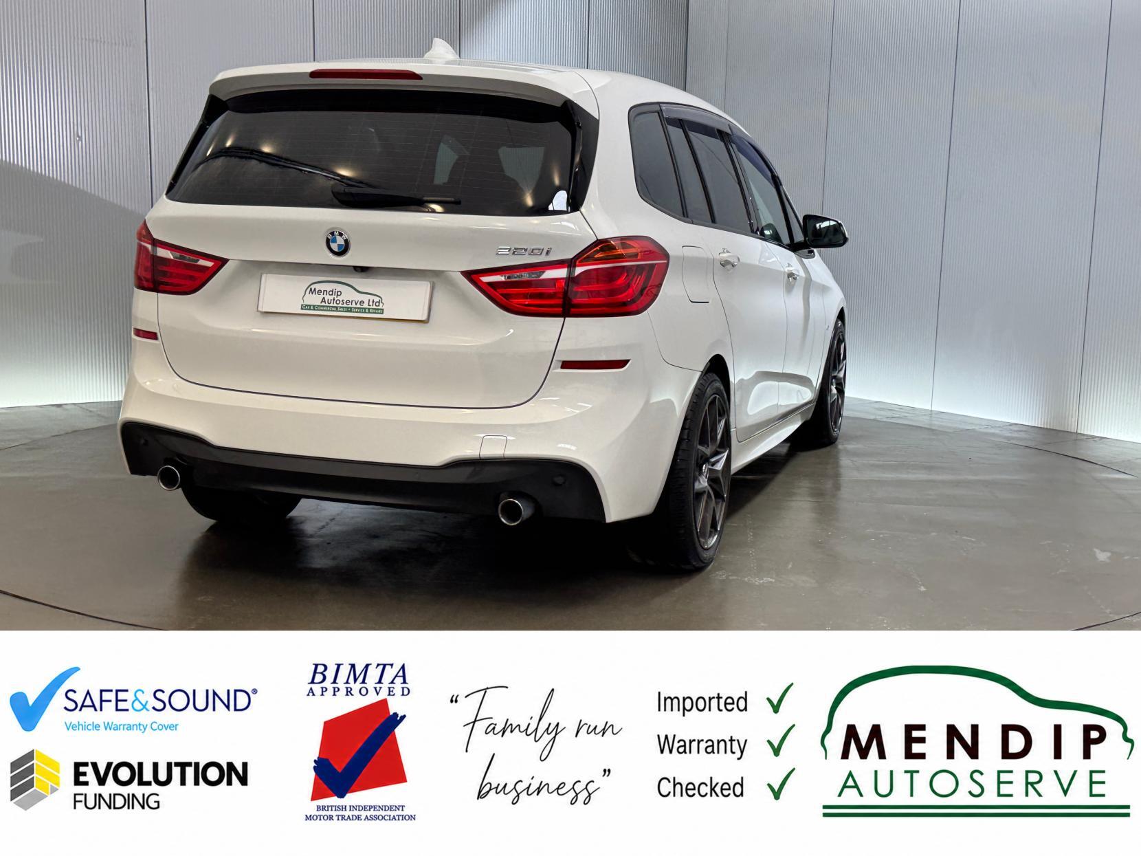 BMW 2 Series view 22