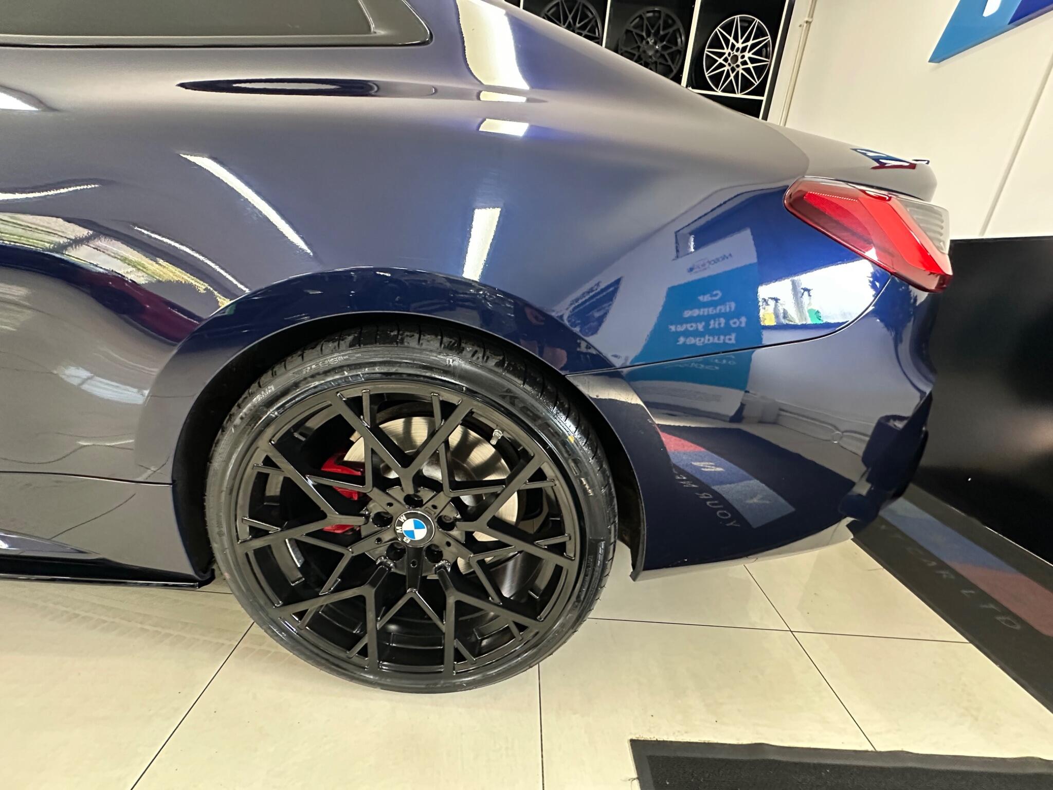 BMW 4 Series view 90