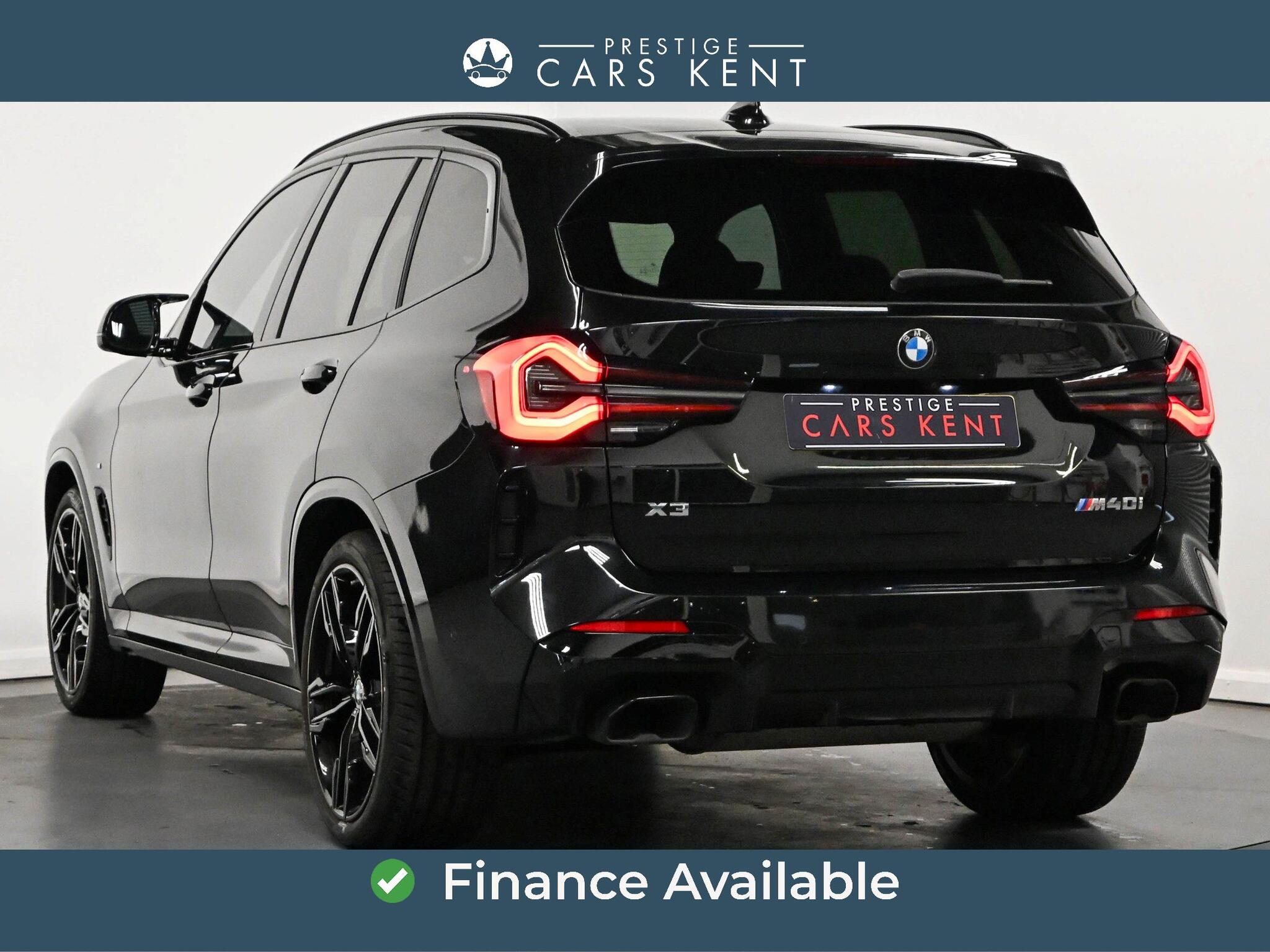 BMW X3 view 3