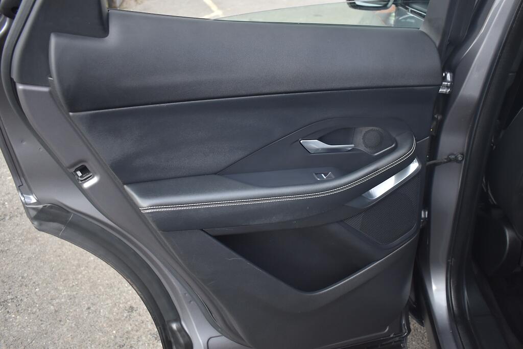 Jaguar E-Pace view 43