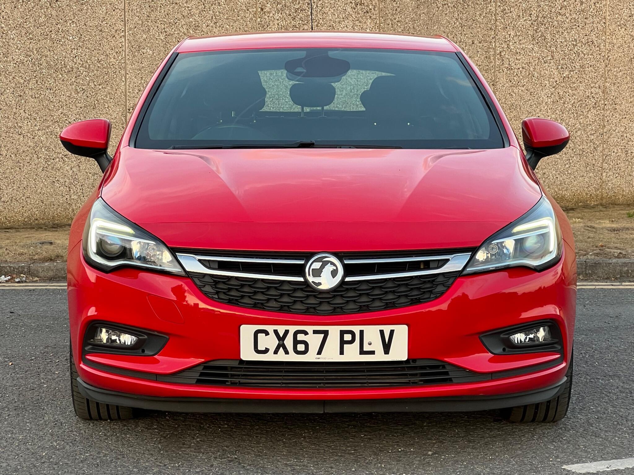 Vauxhall Astra view 4