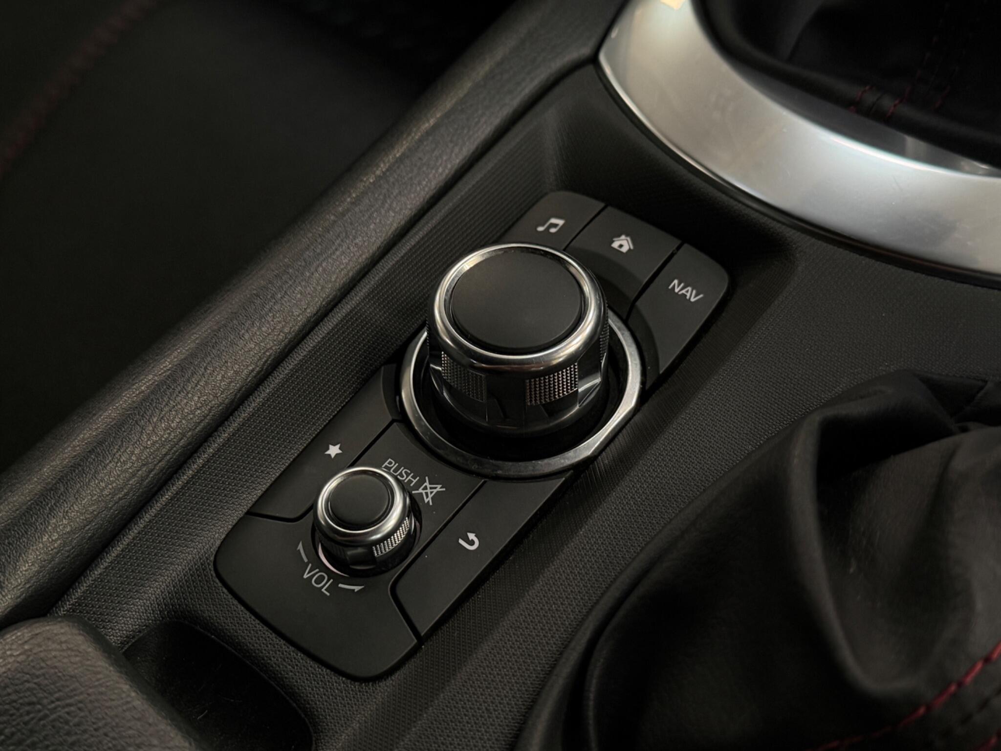 Mazda MX-5 view 19
