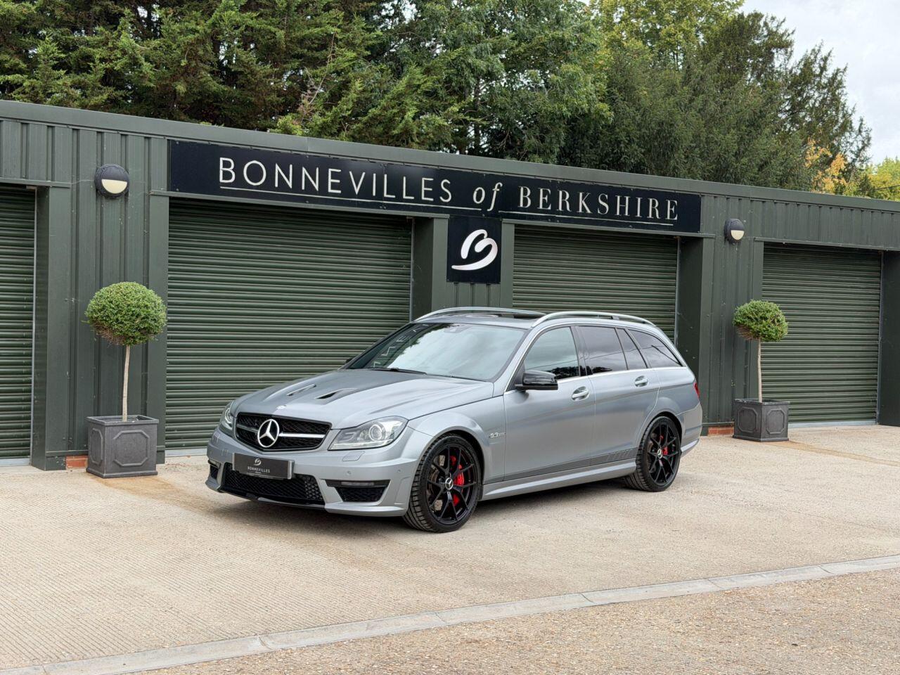 Mercedes-Benz C Class view 4