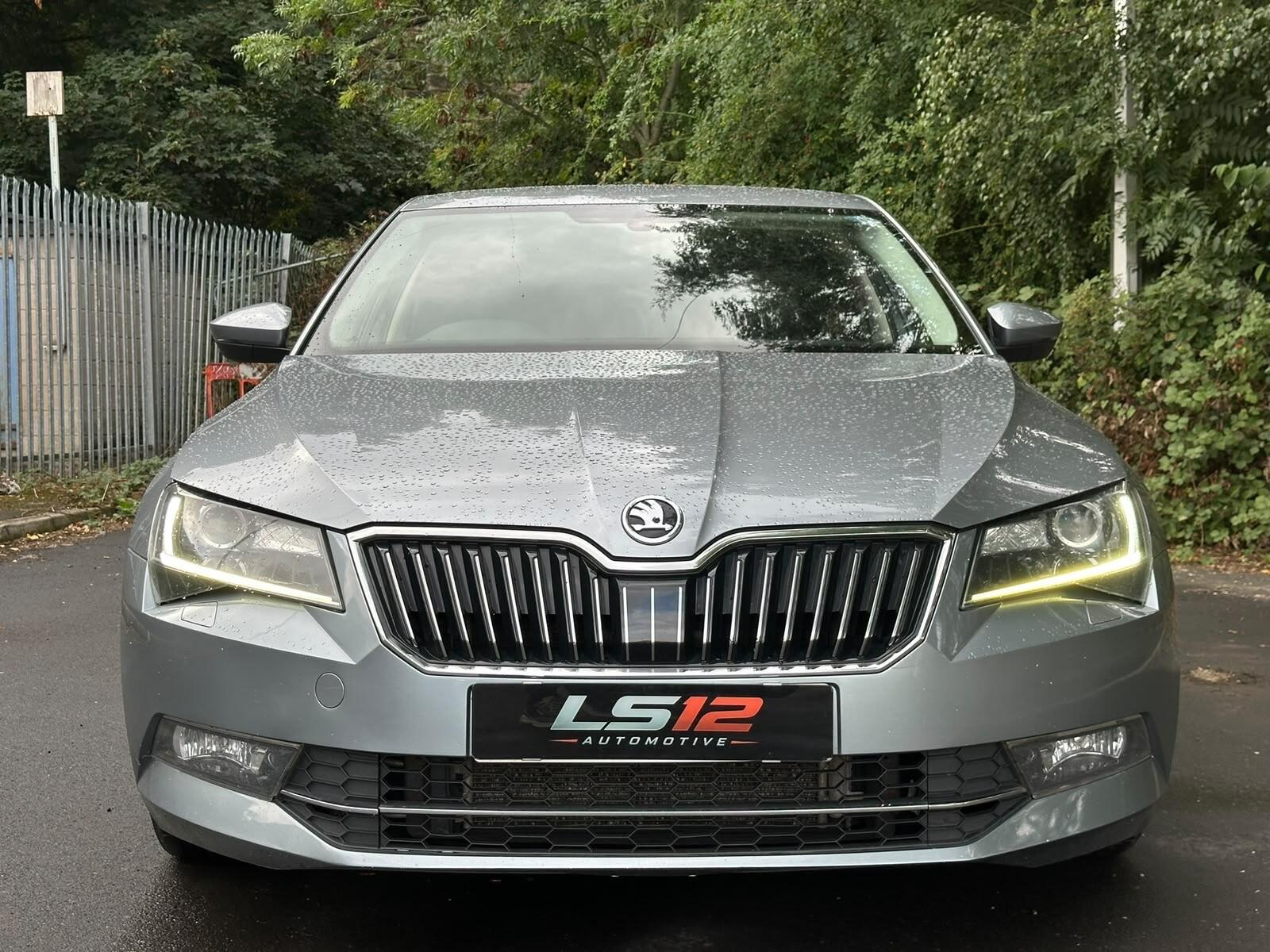 Skoda Superb view 2