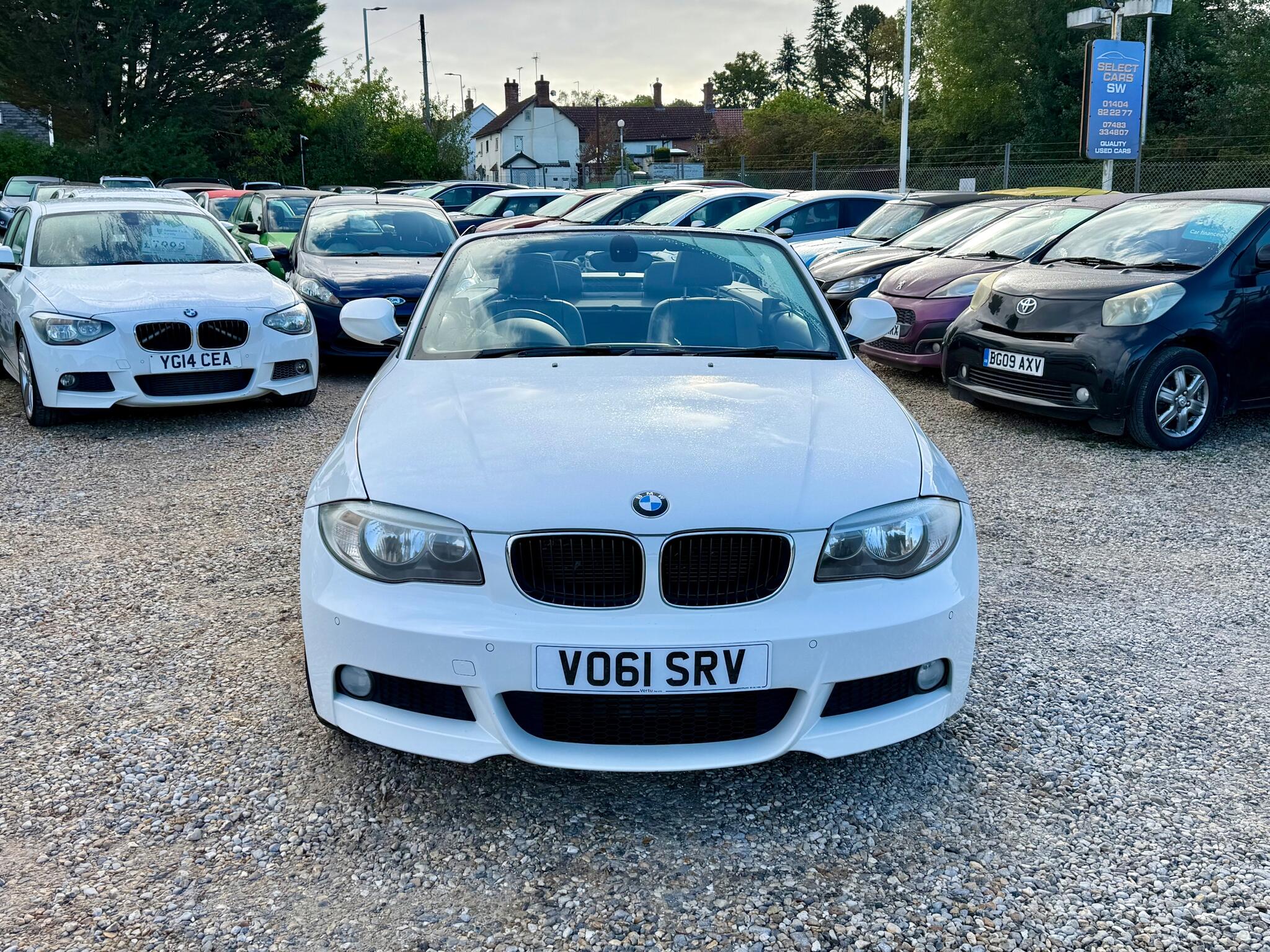 BMW 1 Series view 4