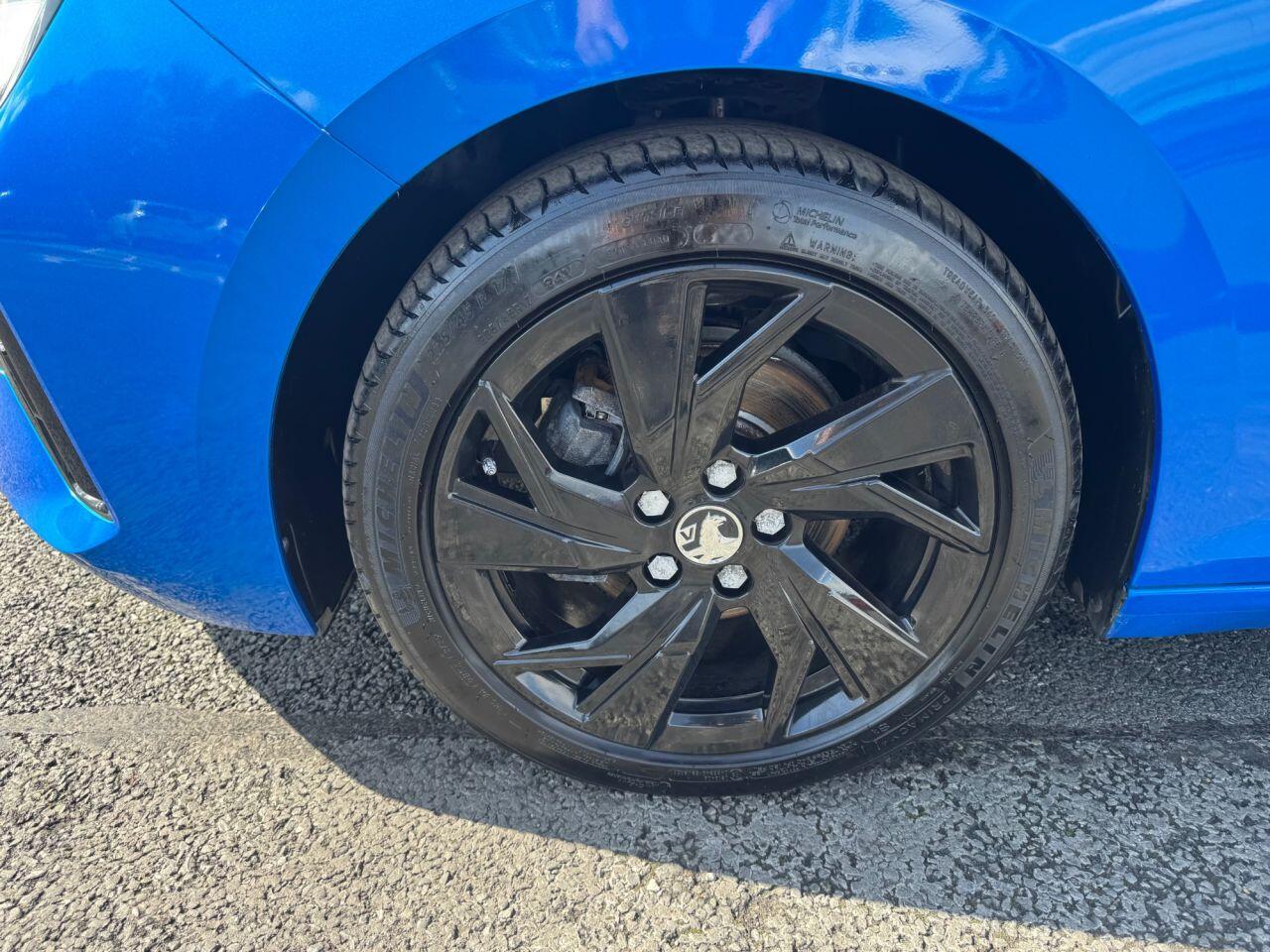 Vauxhall Astra view 9