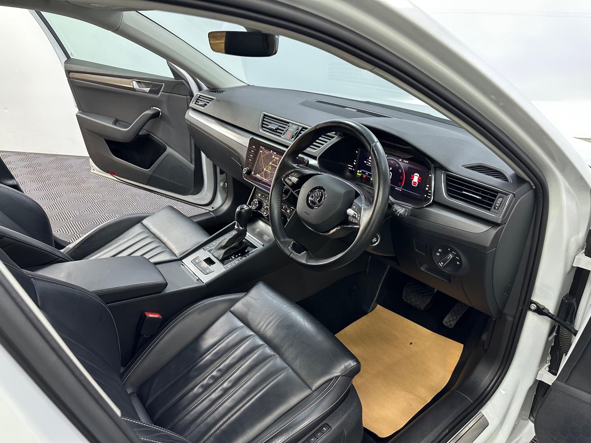 Skoda Superb view 44