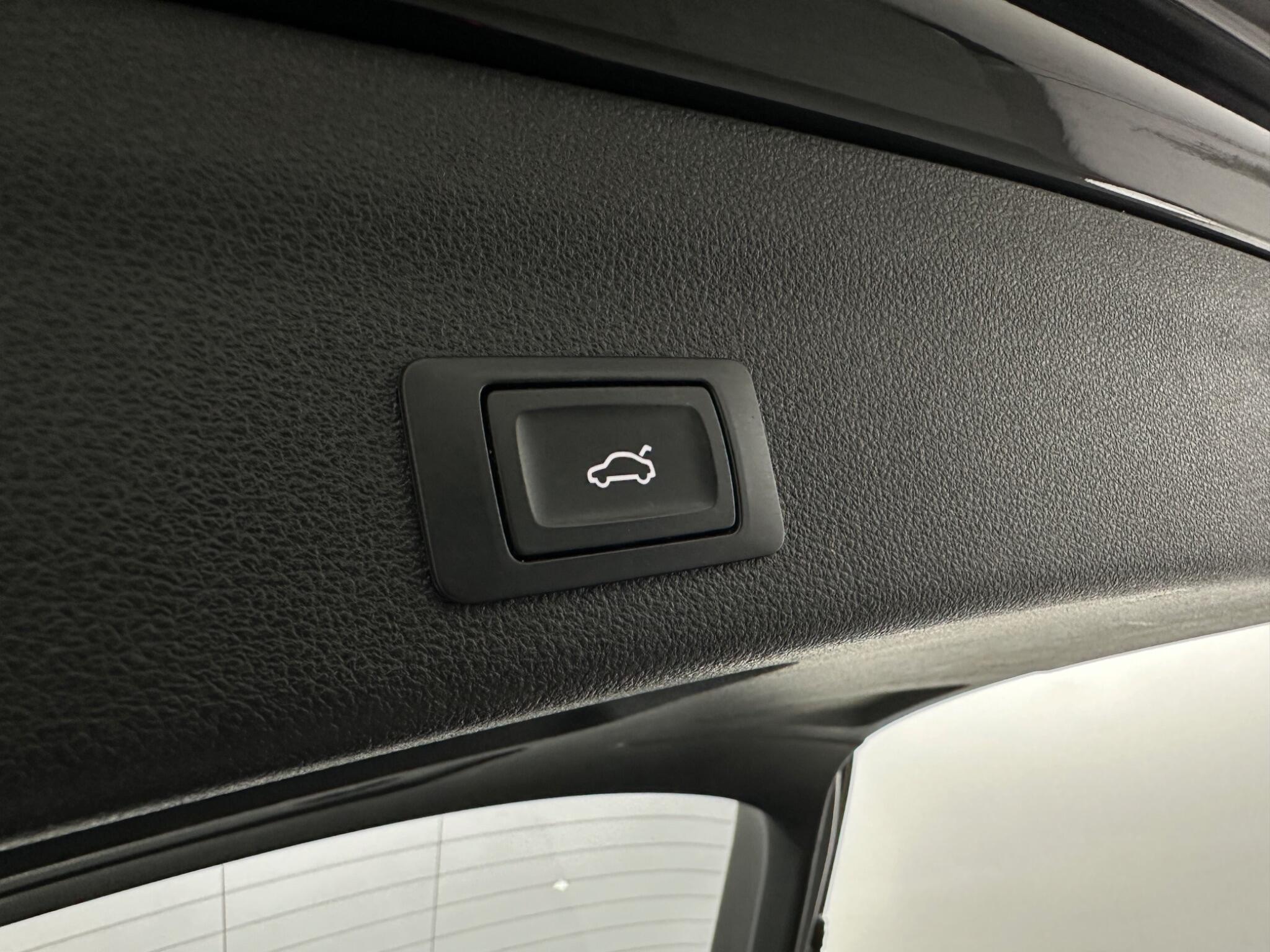 Audi A6 view 48