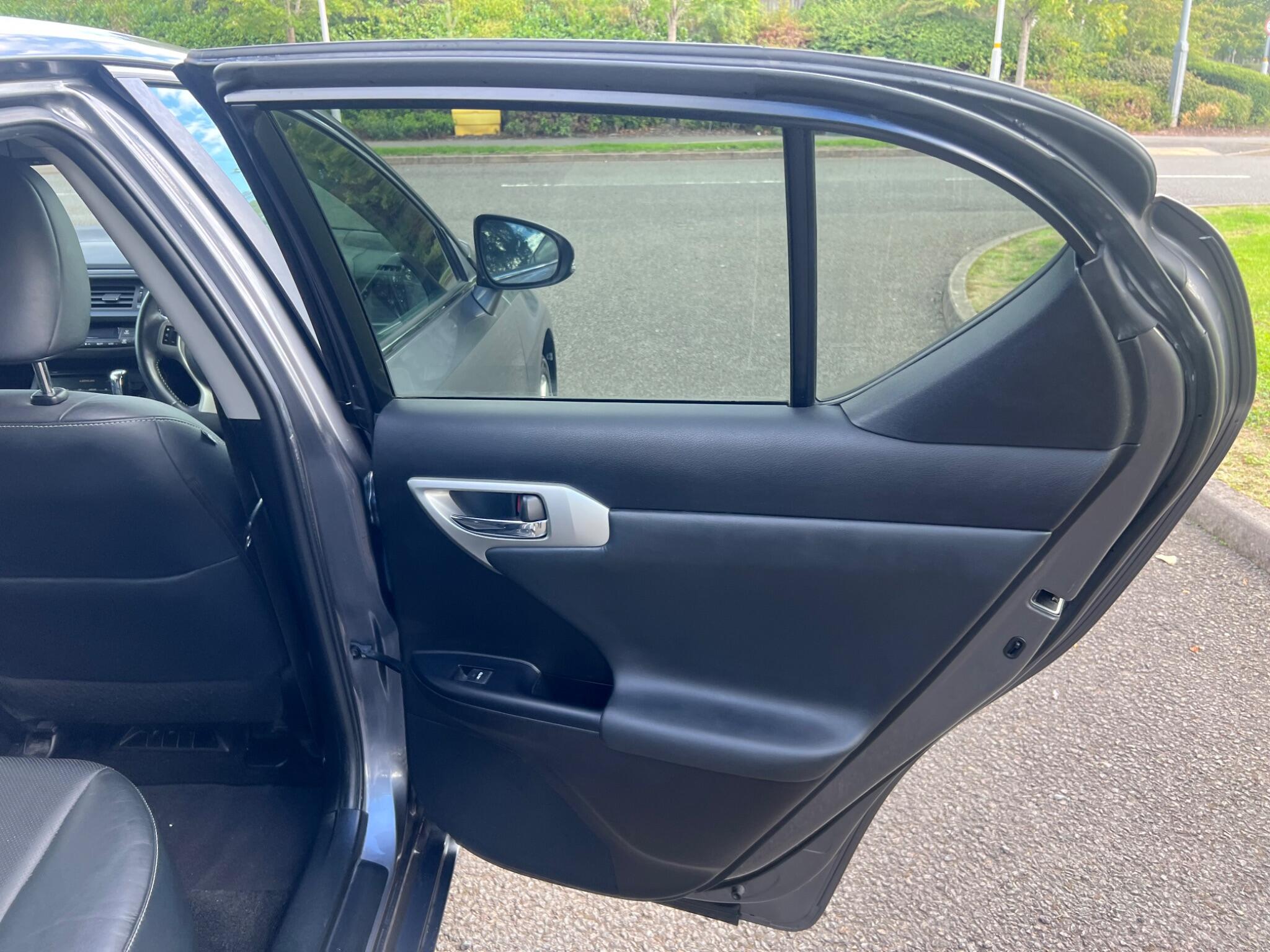 Lexus CT view 23