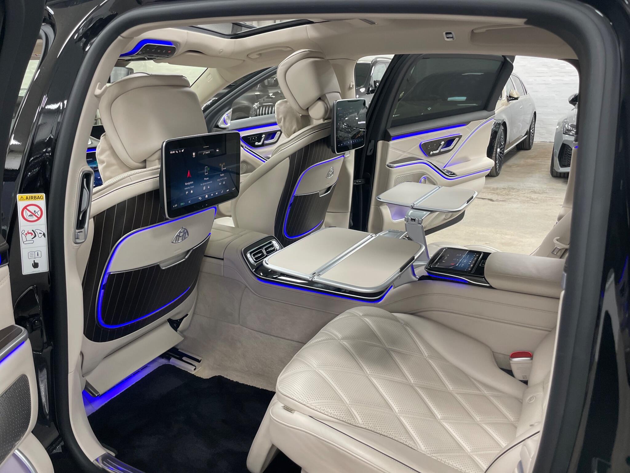 Mercedes-Benz S-Class view 32