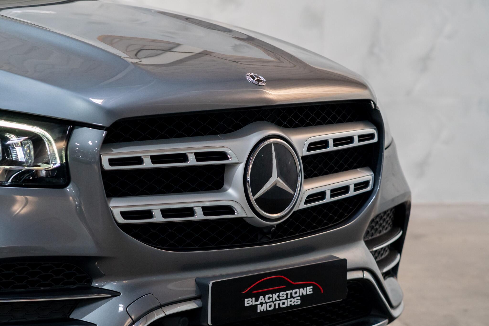 Mercedes-Benz GLS view 50