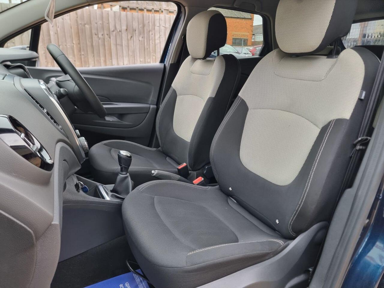Renault Captur view 47