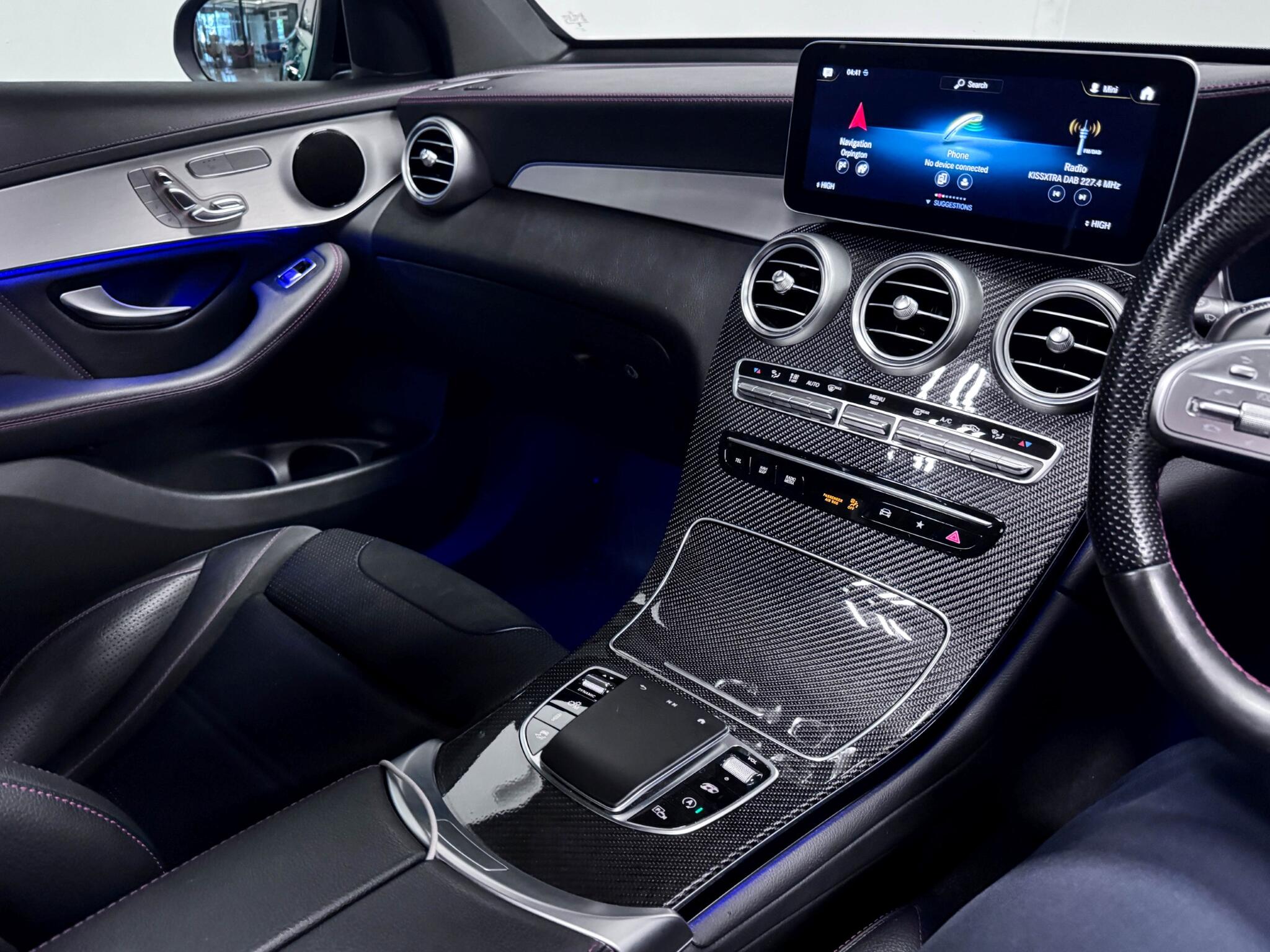 Mercedes-Benz GLC view 22