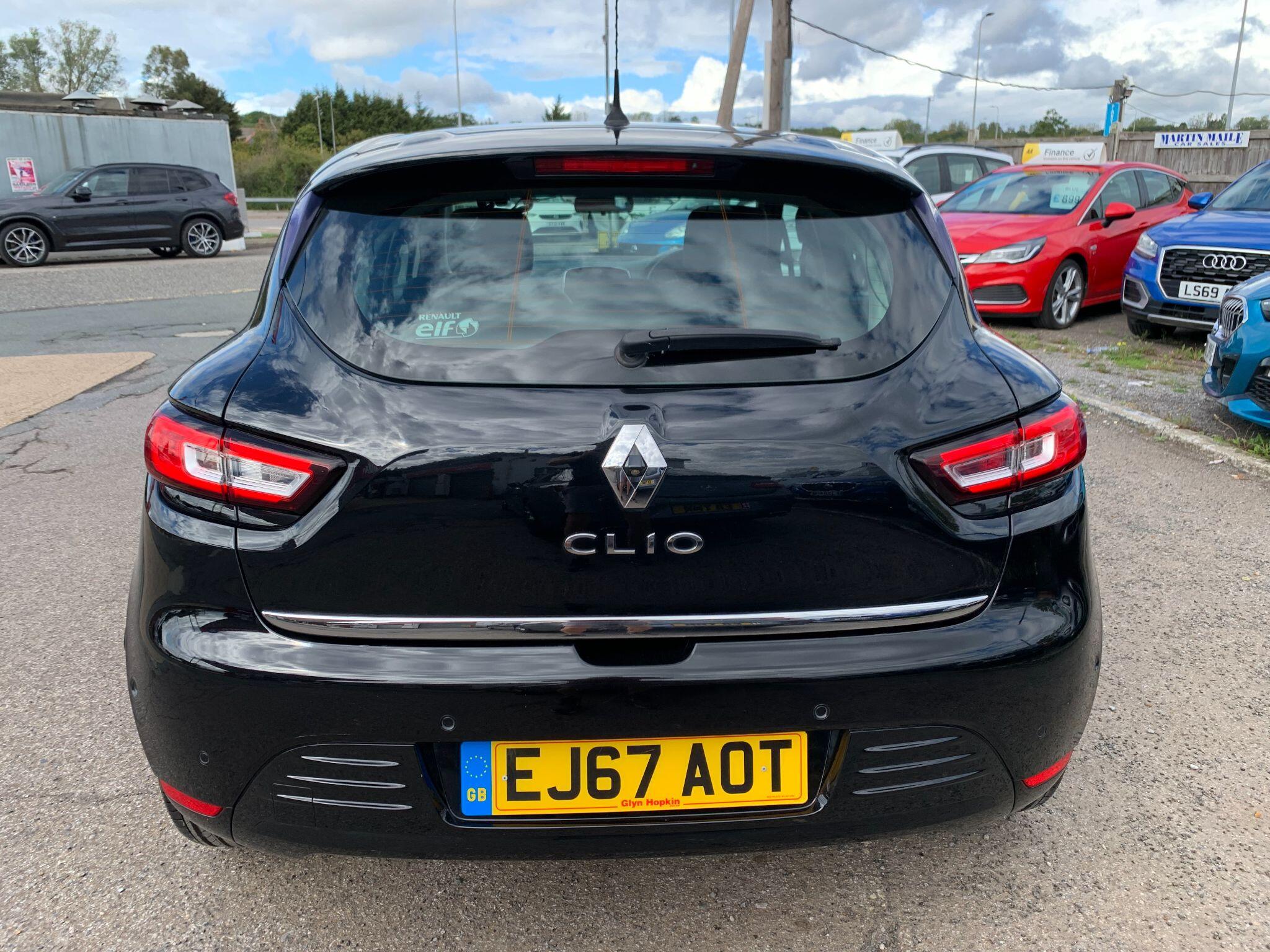 Renault Clio view 7