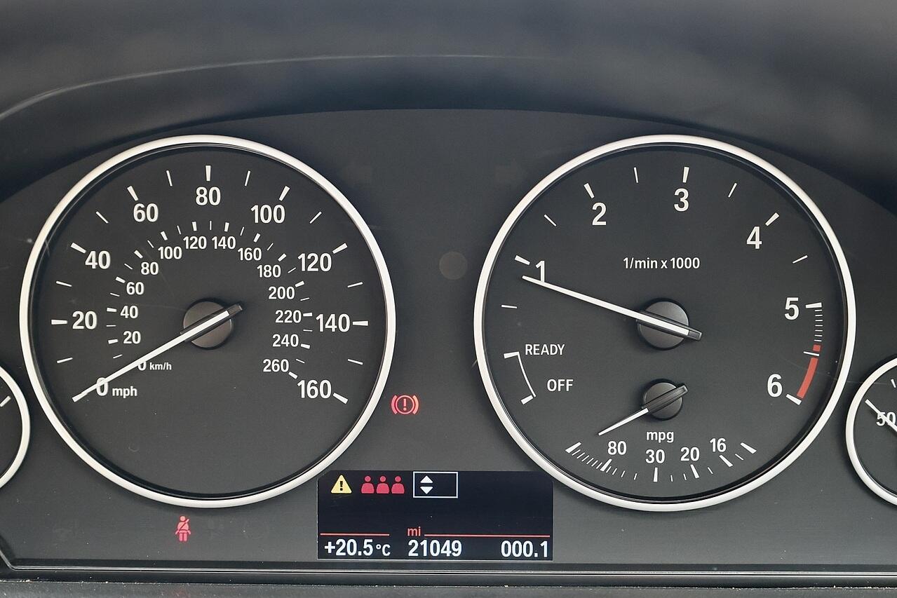 BMW 3 Series Gran Turismo view 24