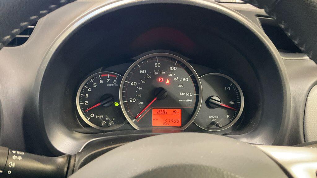 Toyota Yaris view 23