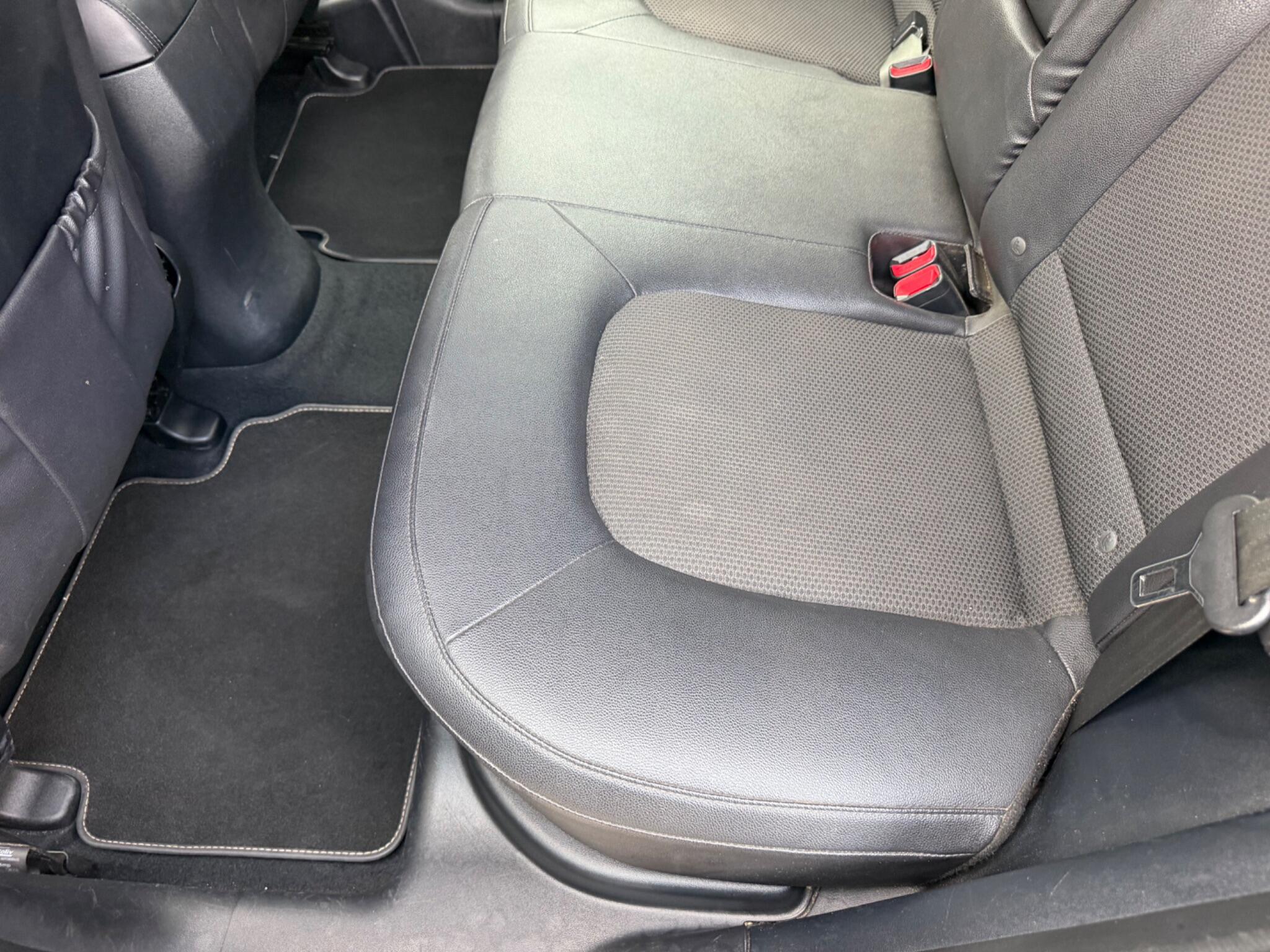 Hyundai Ix35 view 29